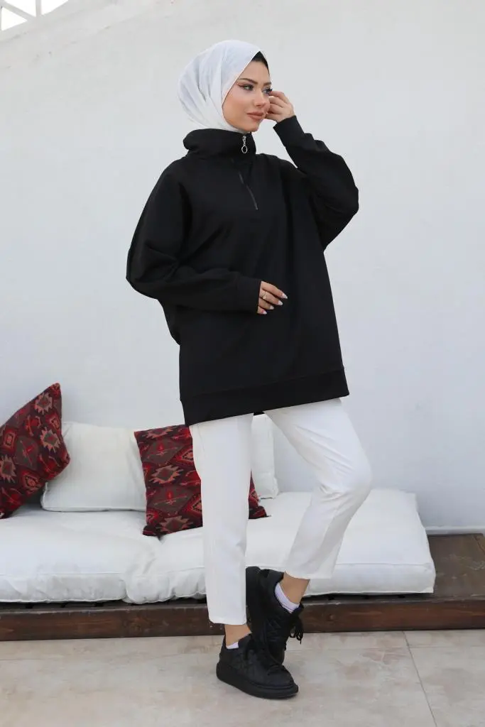 Black Raglan Sleeve Raised Hijab Sweatshirt-detail