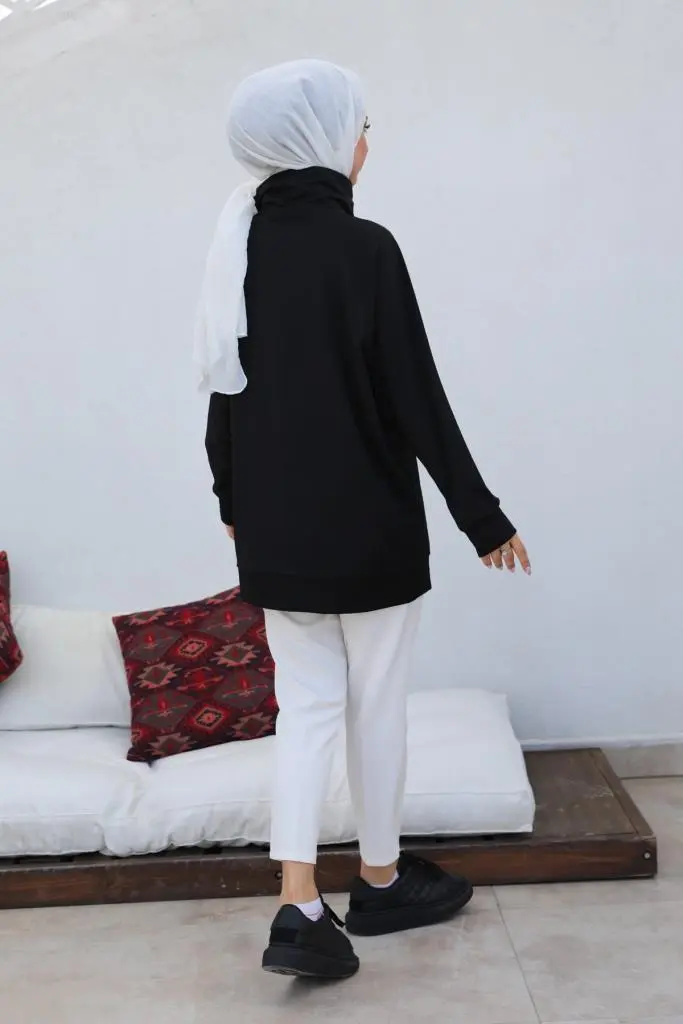 Black Raglan Sleeve Raised Hijab Sweatshirt-detail