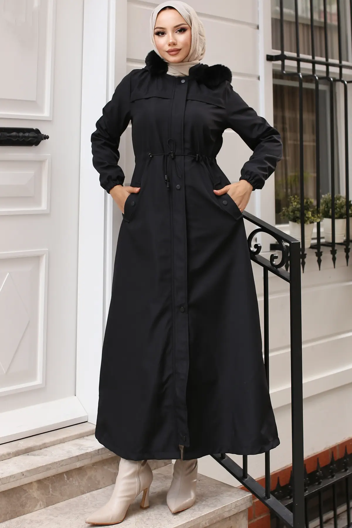 Long Bondite Coat With Plush Inside And Fur Collar-detail