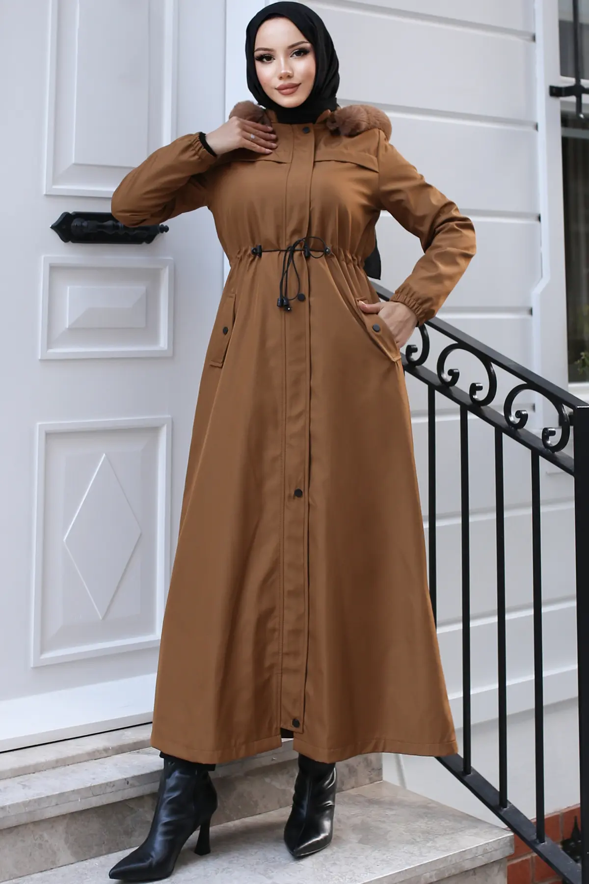 Long Bondite Coat With Plush Inside And Fur Collar-detail