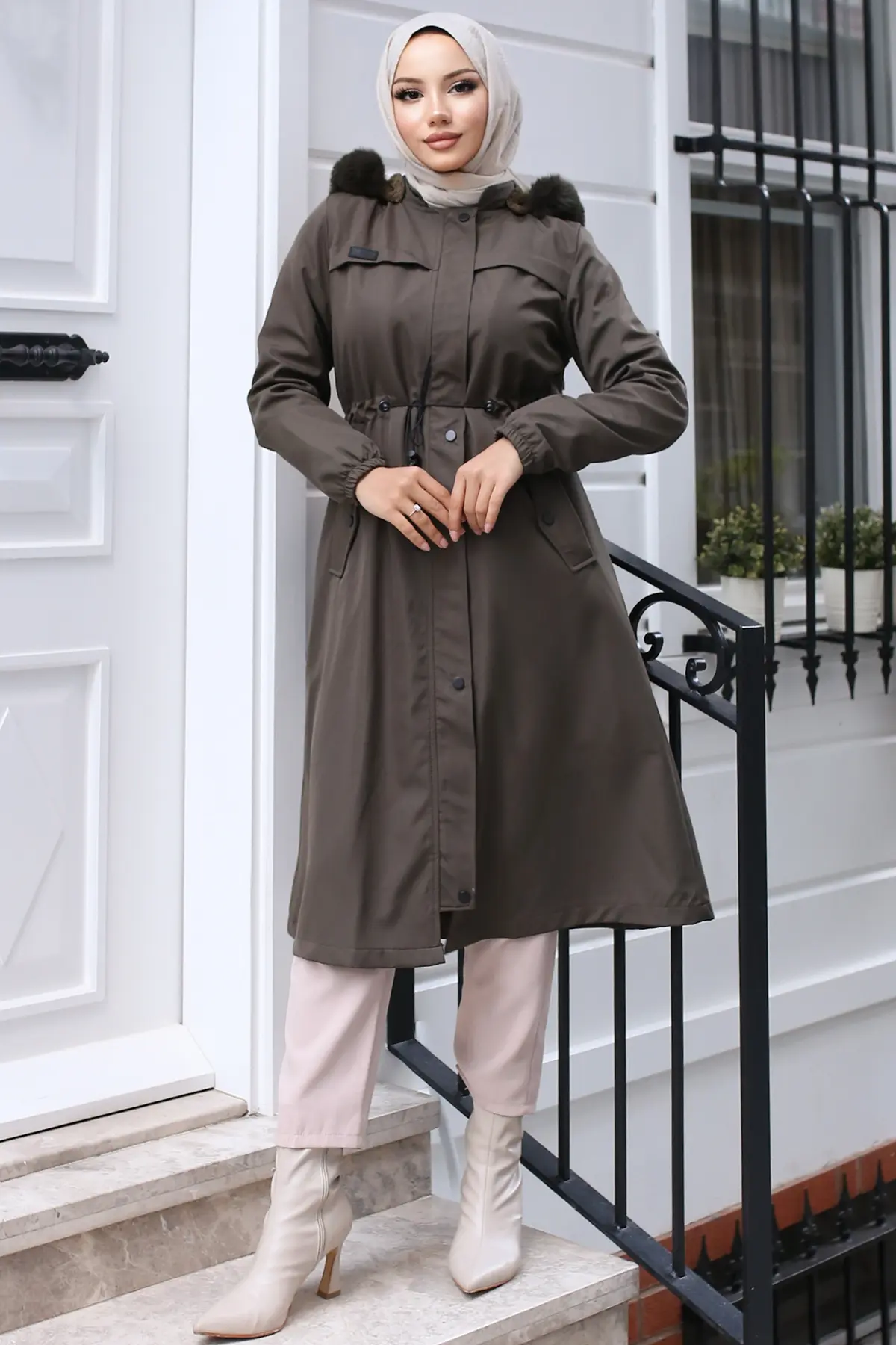 Bondite Coat With Plush Inside And Fur Collar-detail