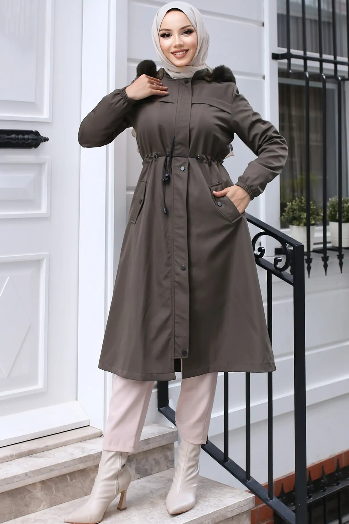 Bondite Coat With Plush Inside And Fur Collar-detail