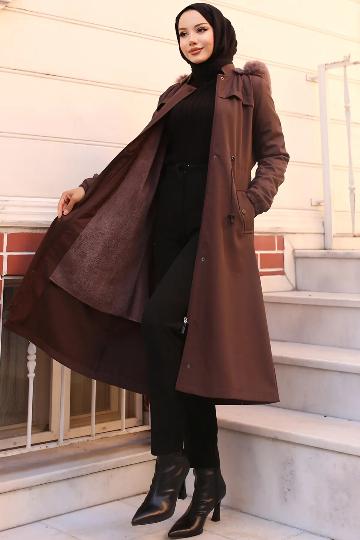 Bondite Coat With Plush Inside And Fur Collar-detail