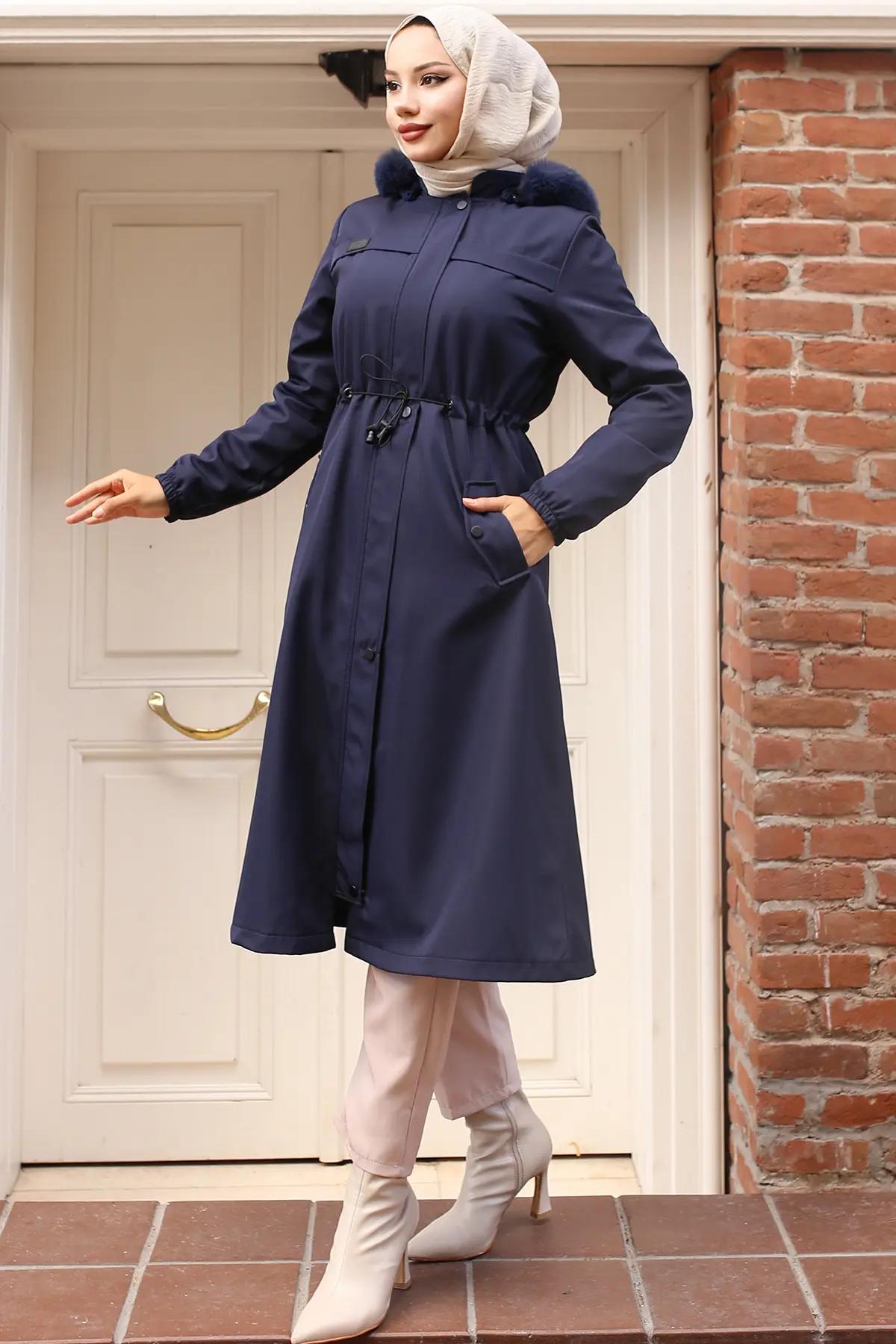 Bondite Coat With Plush Inside And Fur Collar-detail