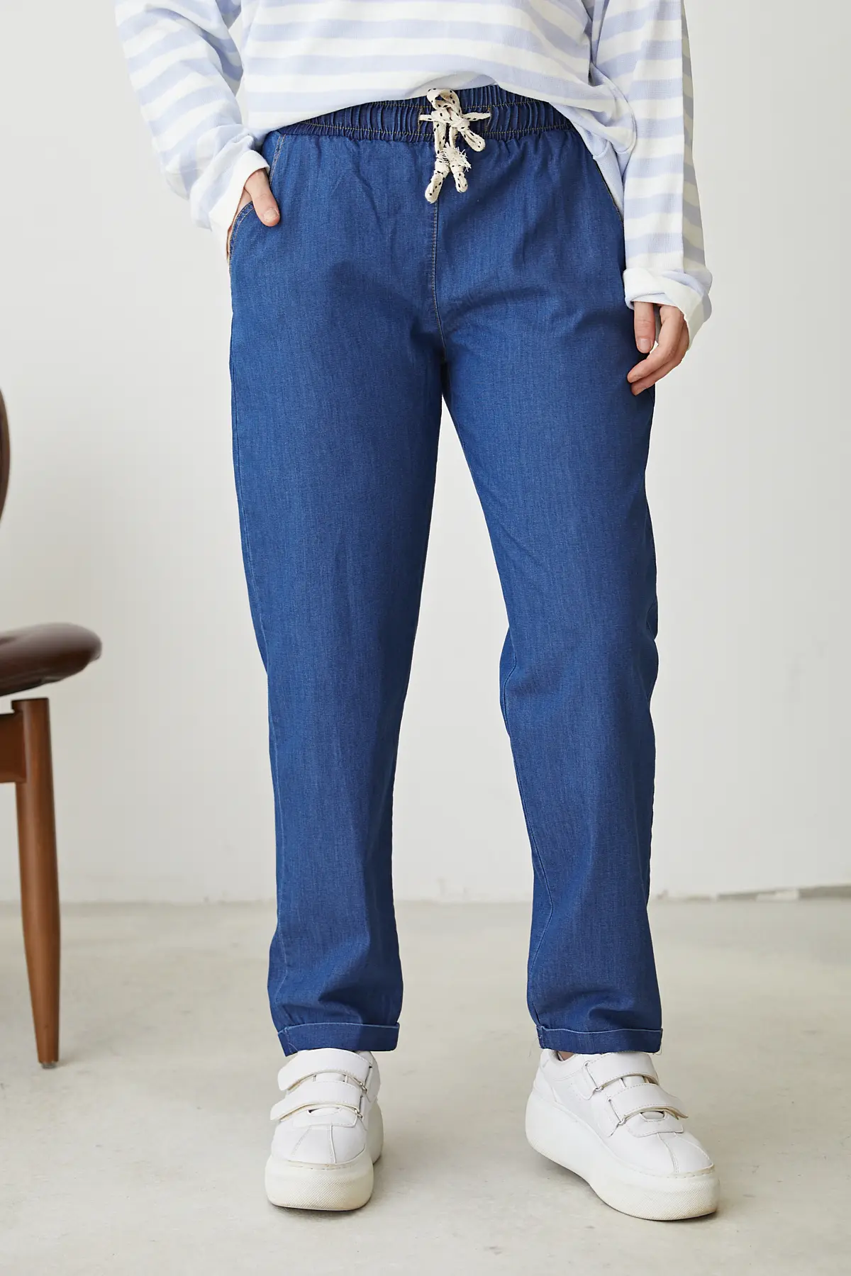 Blue Double Leg Comfort Cut Jeans-detail