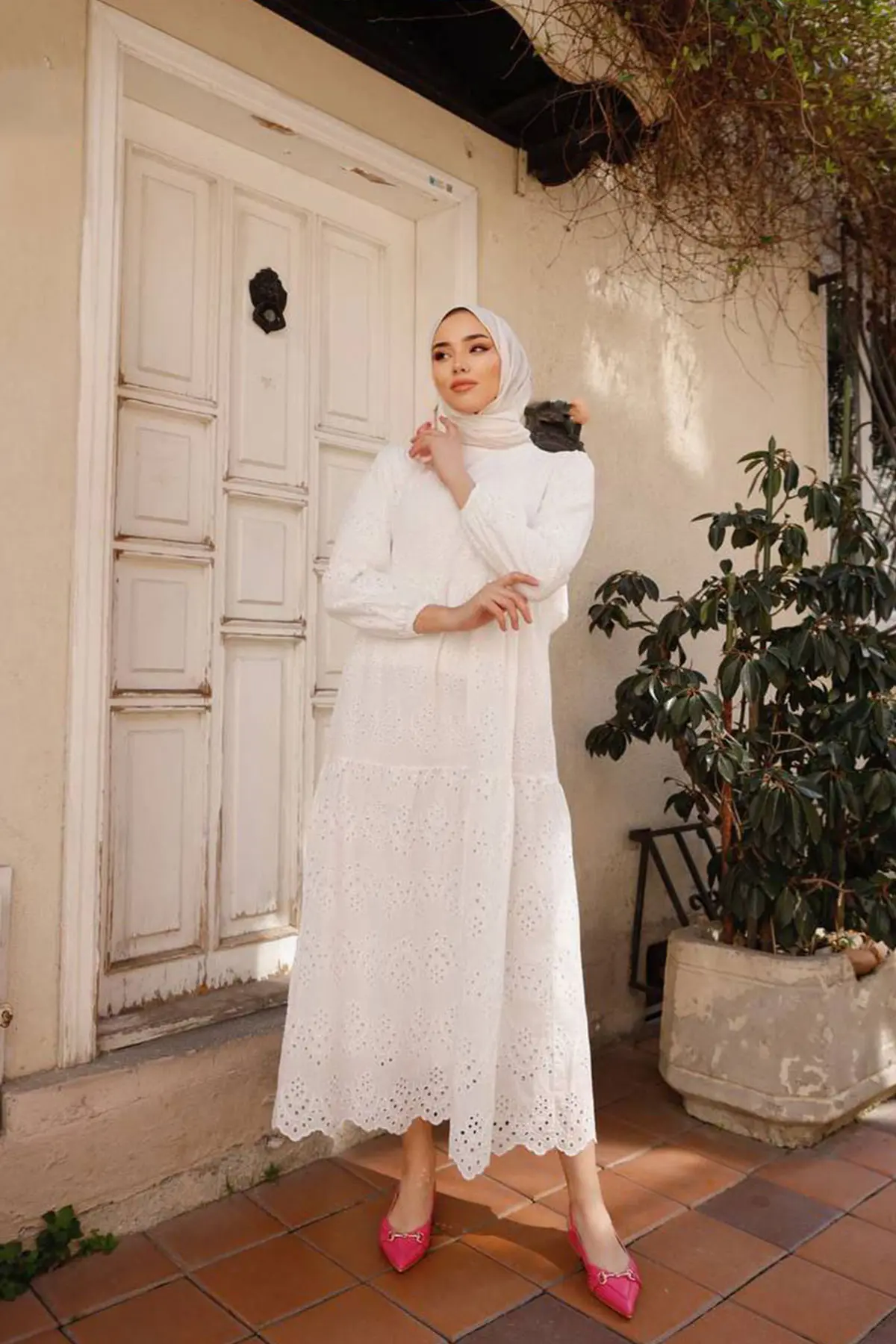 1073 Dantelli Elbise Beyaz-detail