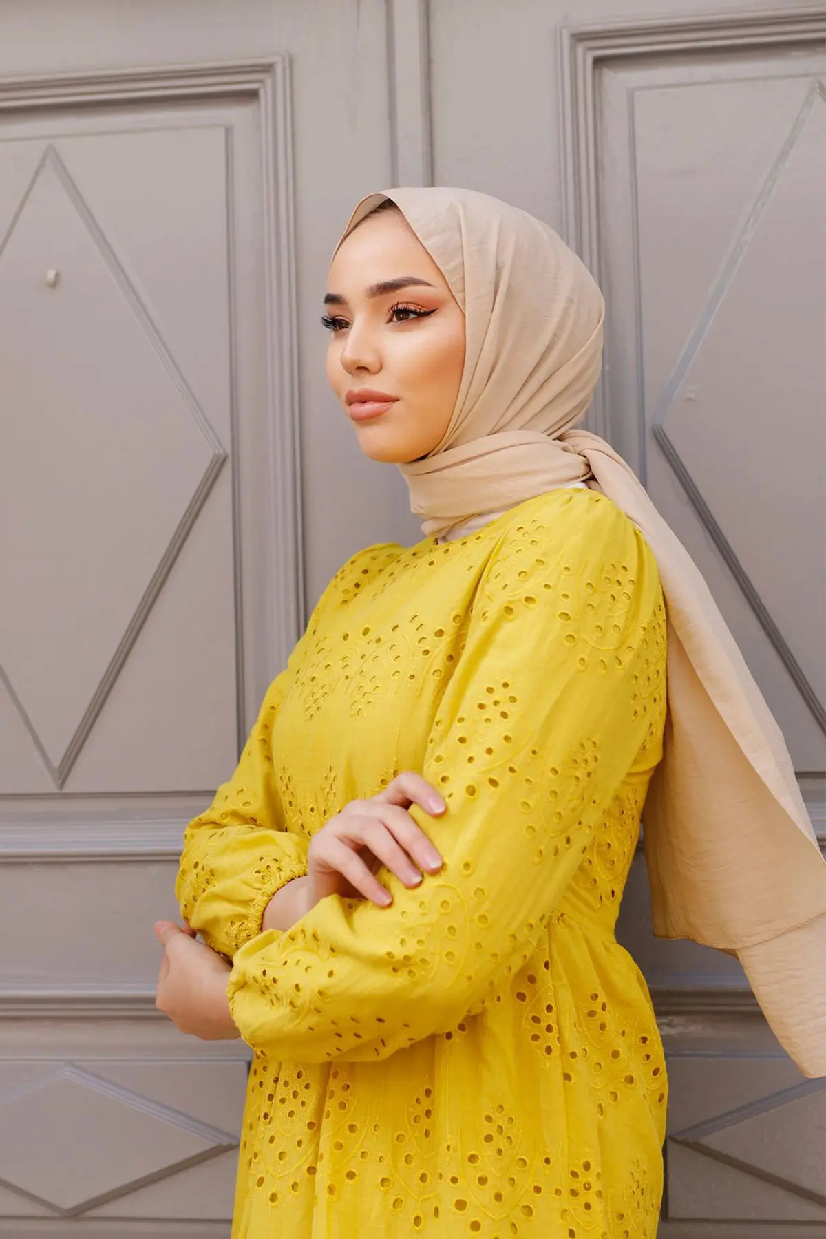 1073 Dantelli Elbise Sarı-detail