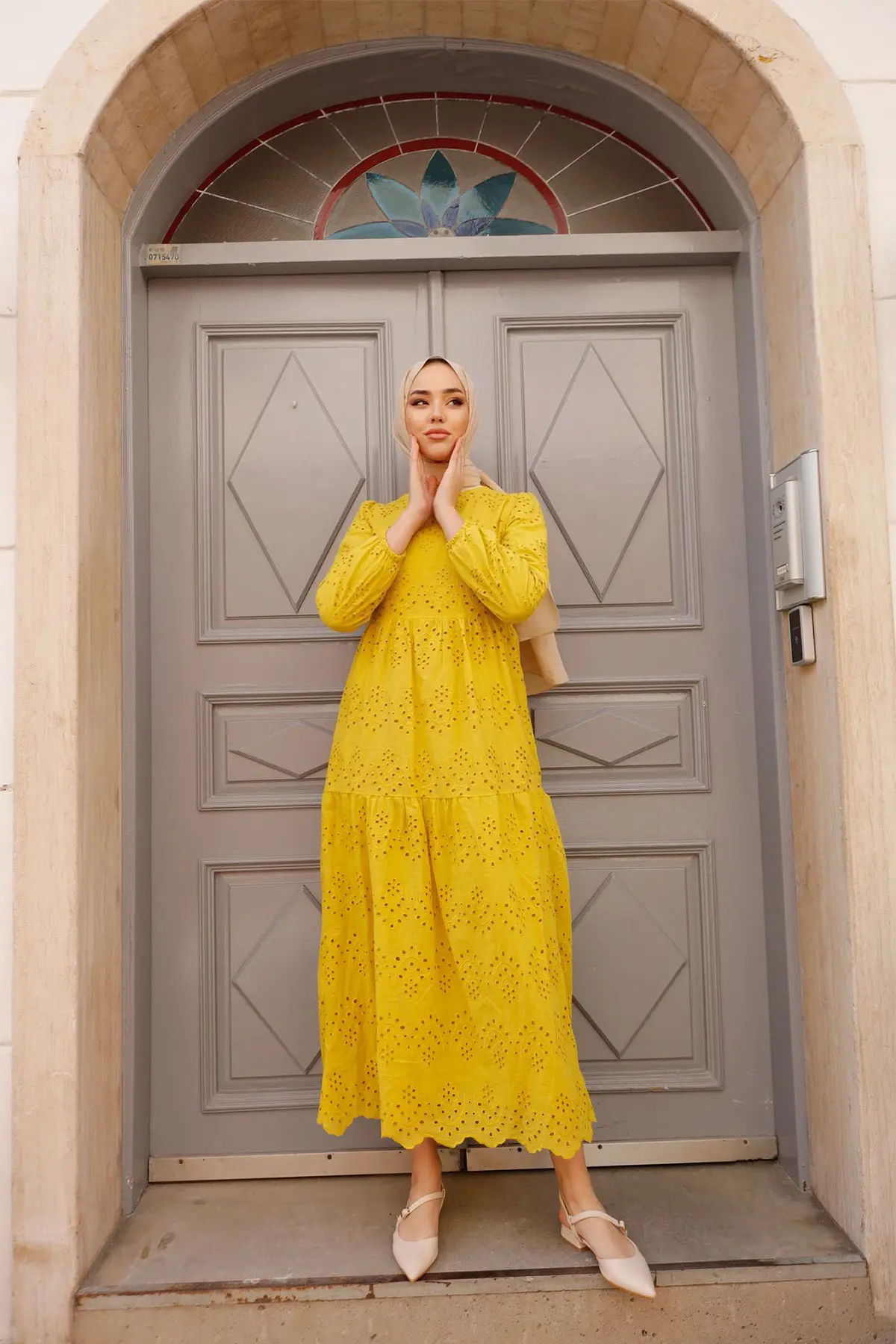 1073 Dantelli Elbise Sarı-detail