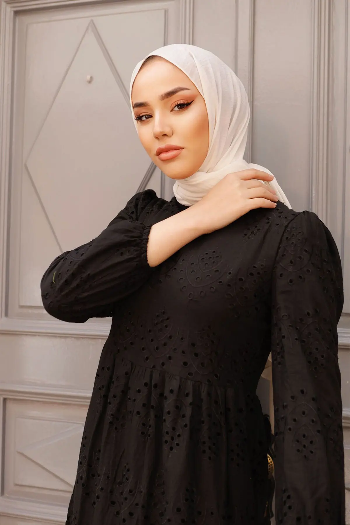 1073 Dantelli Elbise Siyah-detail