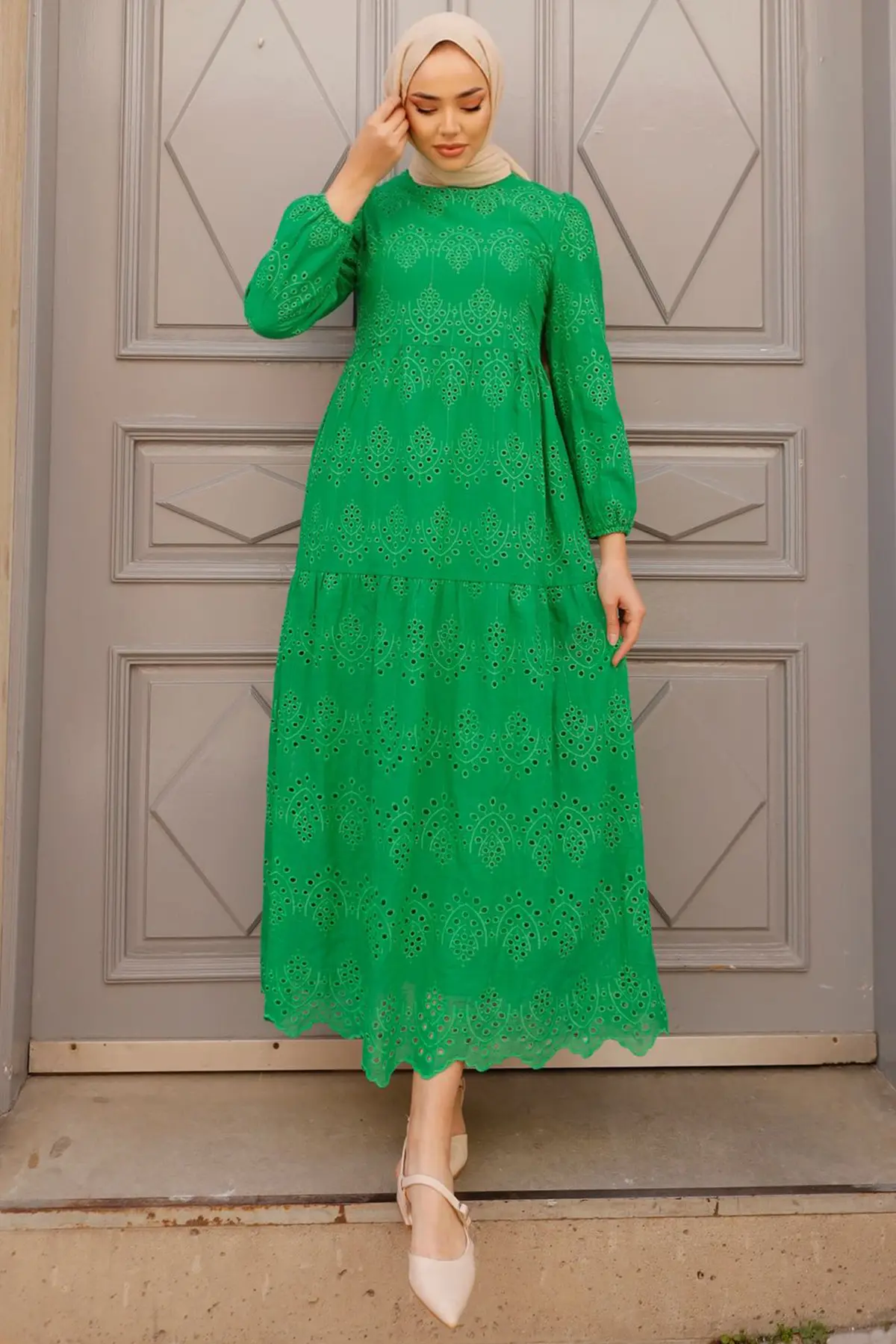 1073 Dantelli Elbise Zümrüt Yeşili-detail
