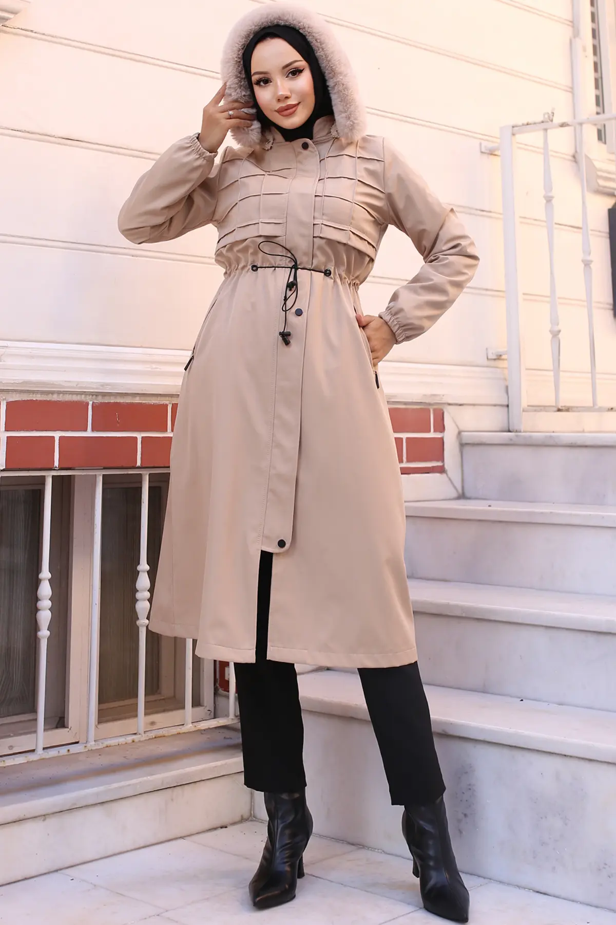 Bondite Coat With Plush Inside And Fur Collar-detail