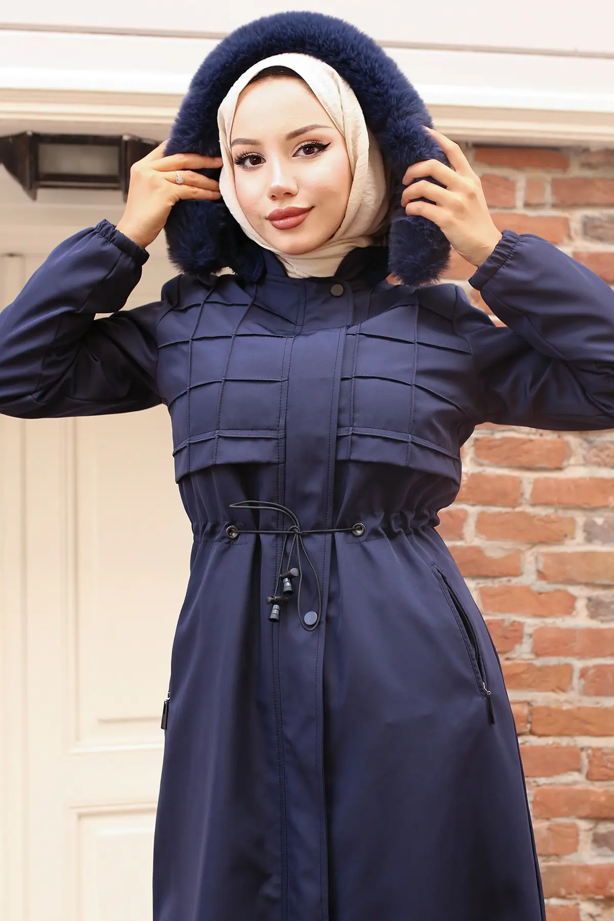 Bondite Coat With Plush Inside And Fur Collar-detail