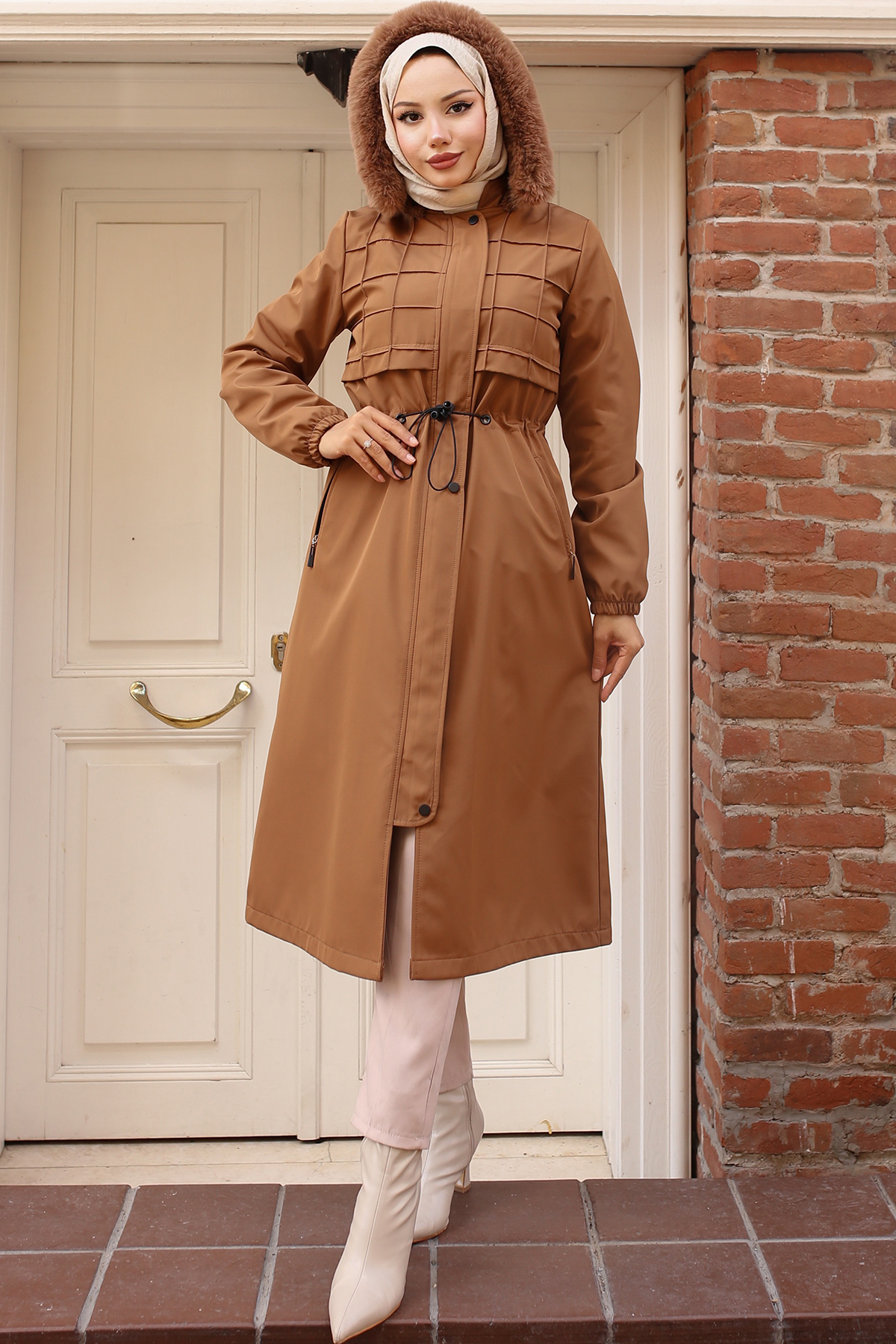 1101 İçi Peluşlu Yakası Kürklü Bondit Mont Taba