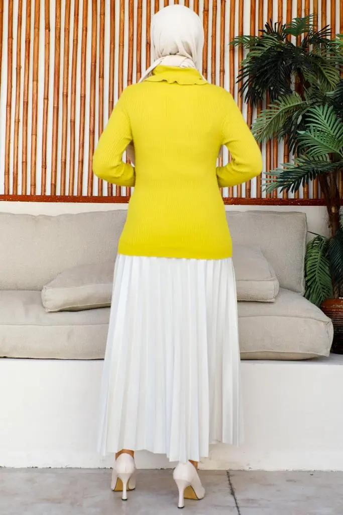 11013 Fırfır Detaylı Boğazlı Triko Kazak Sarı-detail