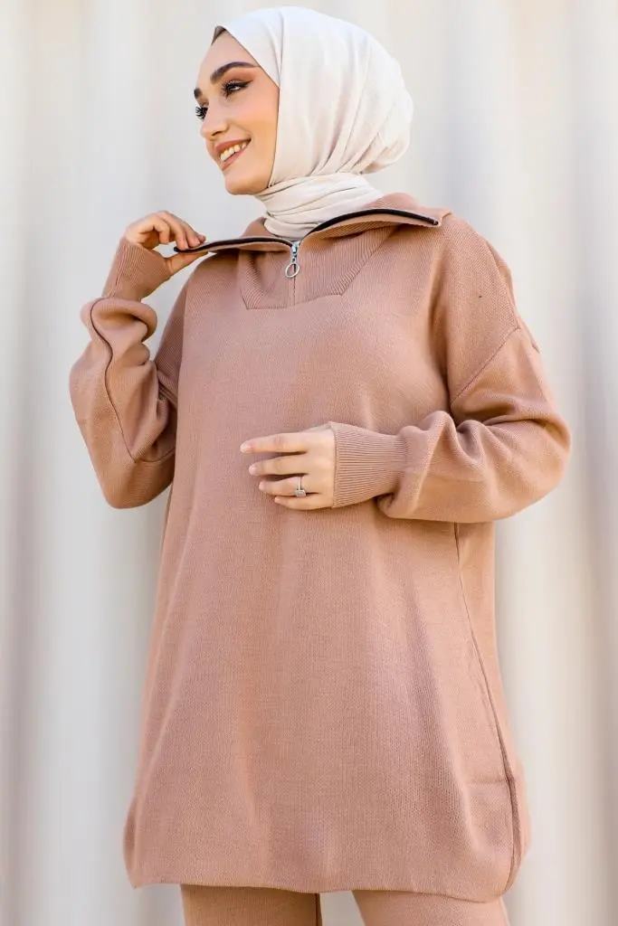 11017-10 Yaka Fermuar Detaylı Triko Takım Vizon-detail