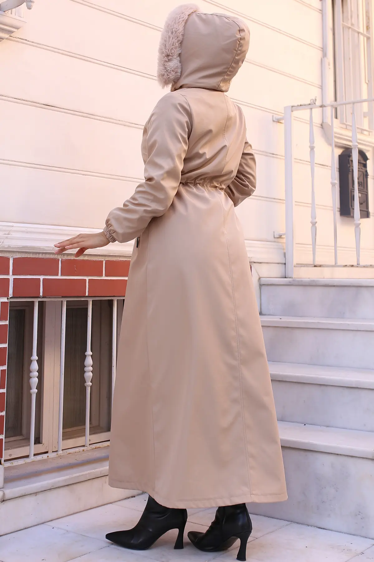 Ribbed Bondite Coat-detail