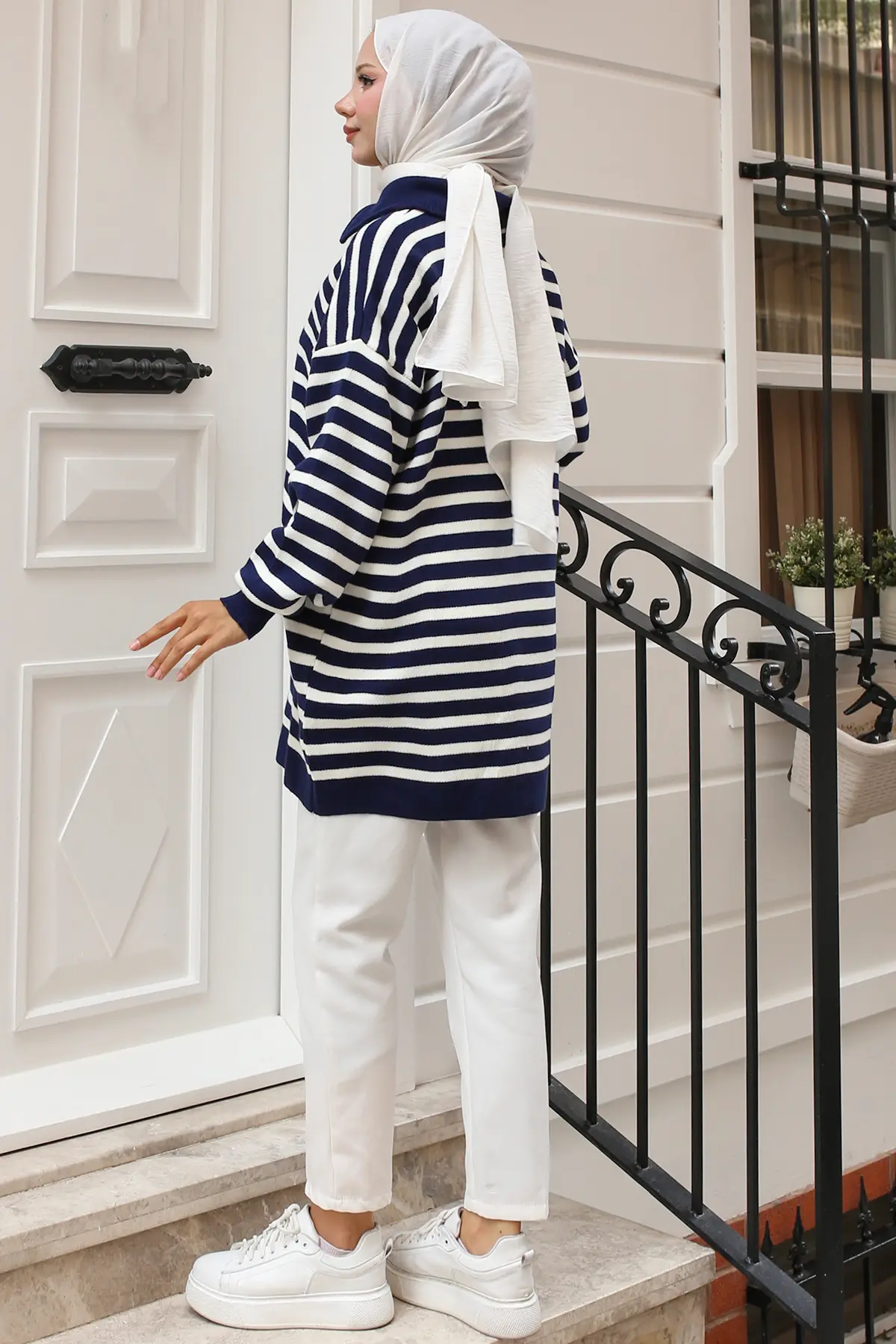 11020-03 Yakası Fermuarlı Çizgili Triko Tunik Lacivert-detail