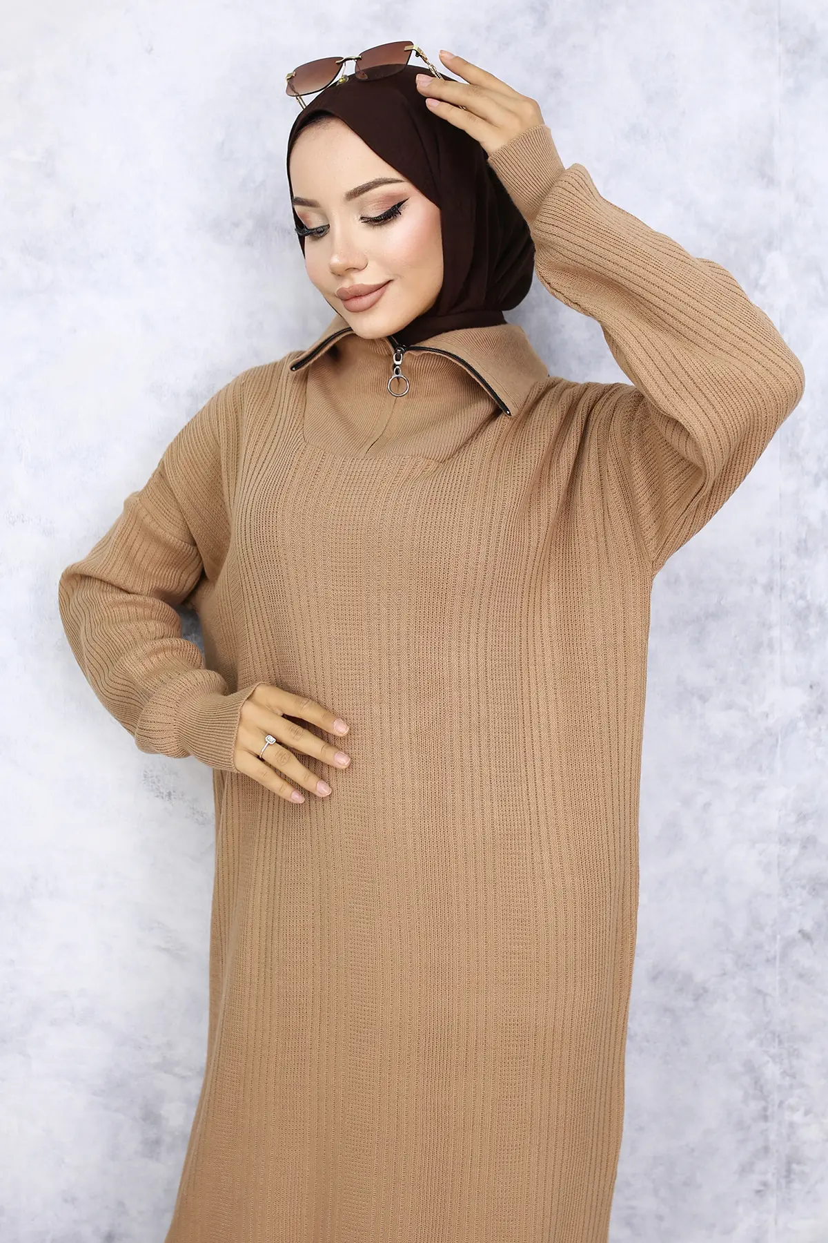 11028-09 Yakası Fermuarlı Fitilli Triko Elbise Vizon-detail