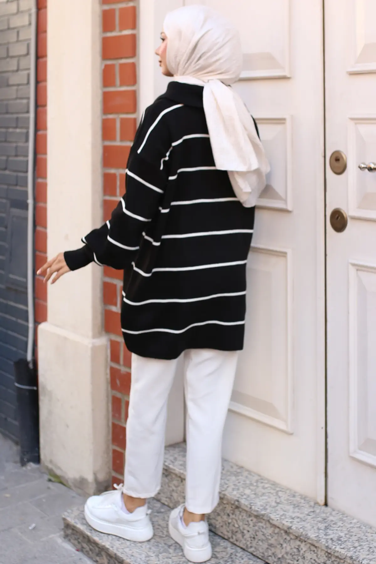 Striped Sweater Tunic With Zipped Collar-detail