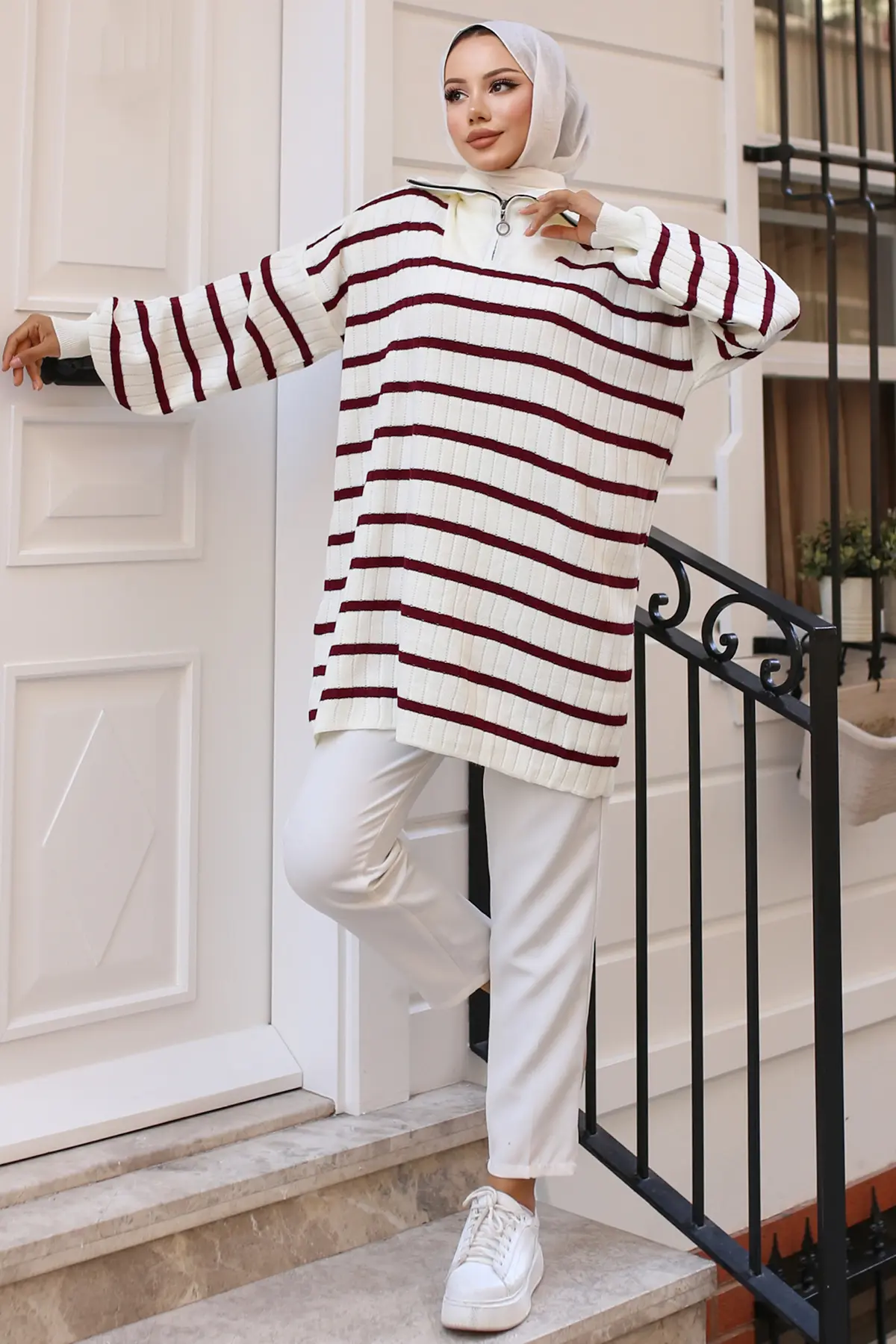 11041-32 Yakası Fermuarlı Fitilli Çizgili Triko Tunik Bordo-detail