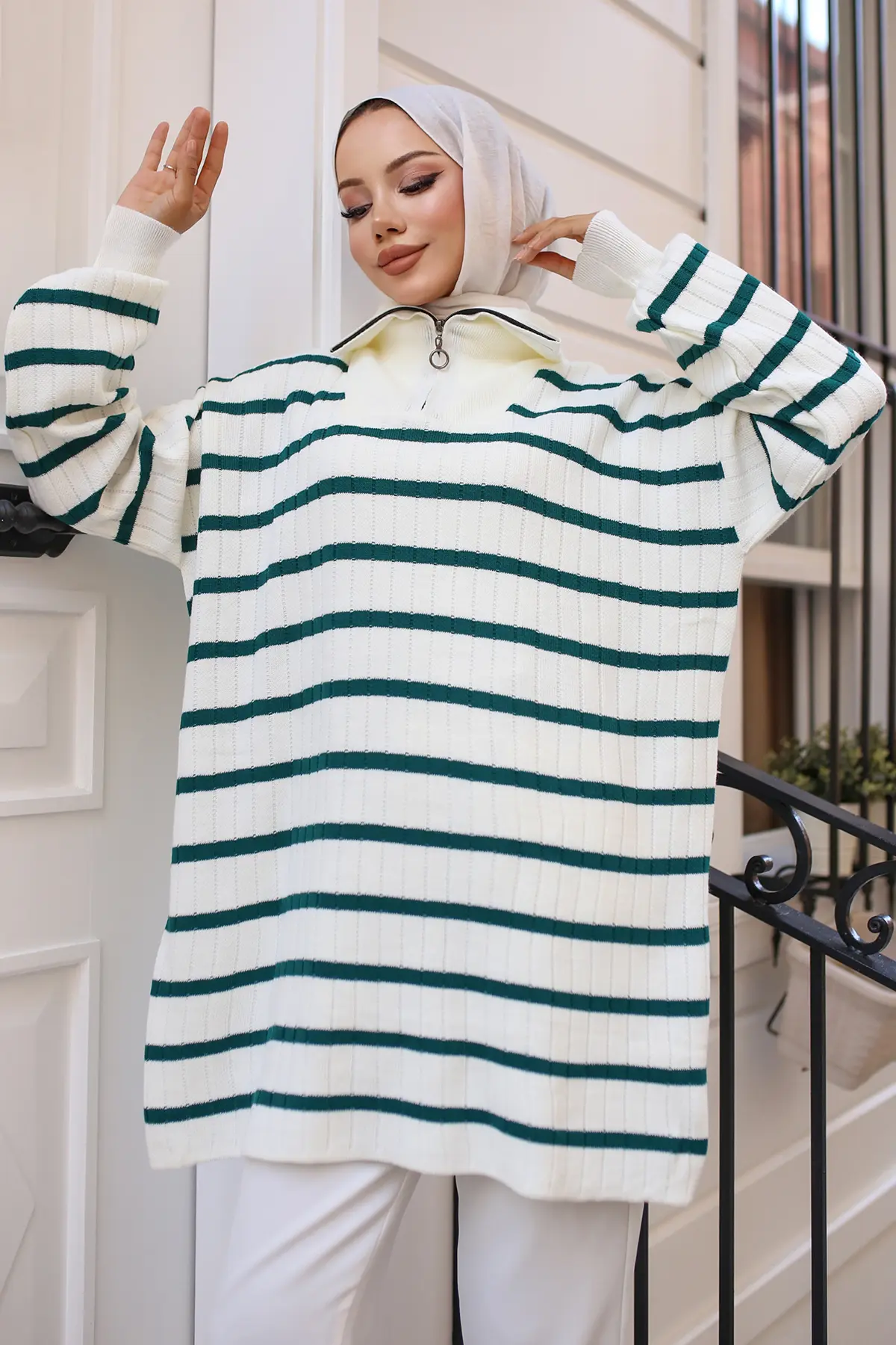 11041-32 Yakası Fermuarlı Fitilli Çizgili Triko Tunik Zümrüt Yeşili-detail