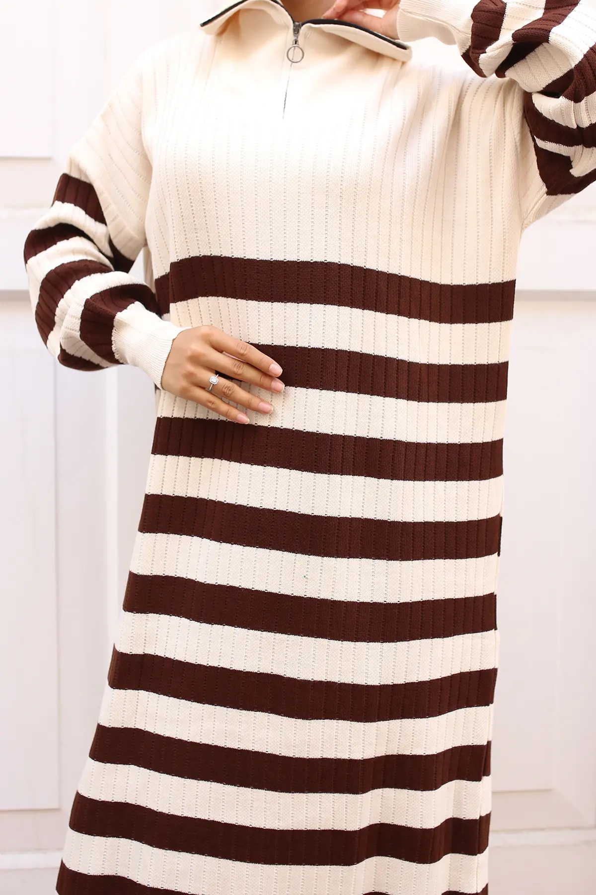 Ribbed Striped Knitwear Dress-detail