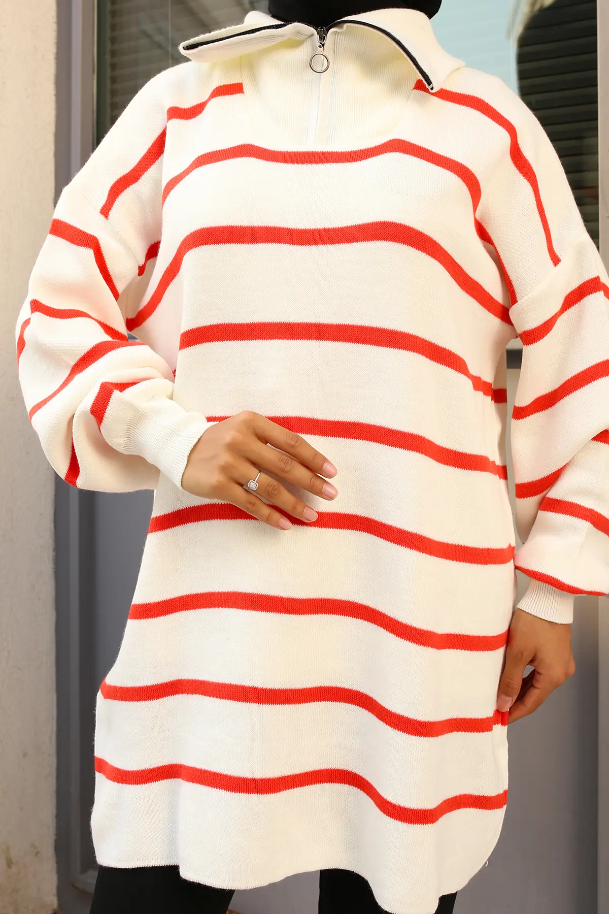 Striped Sweater Tunic With Zipper Collar-detail