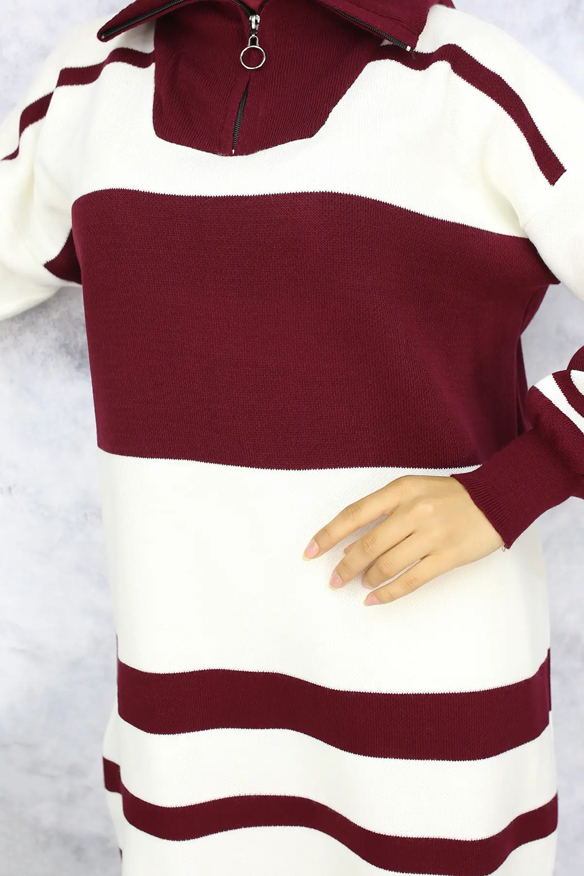 Sweater Tunic With Zipper Neck-detail
