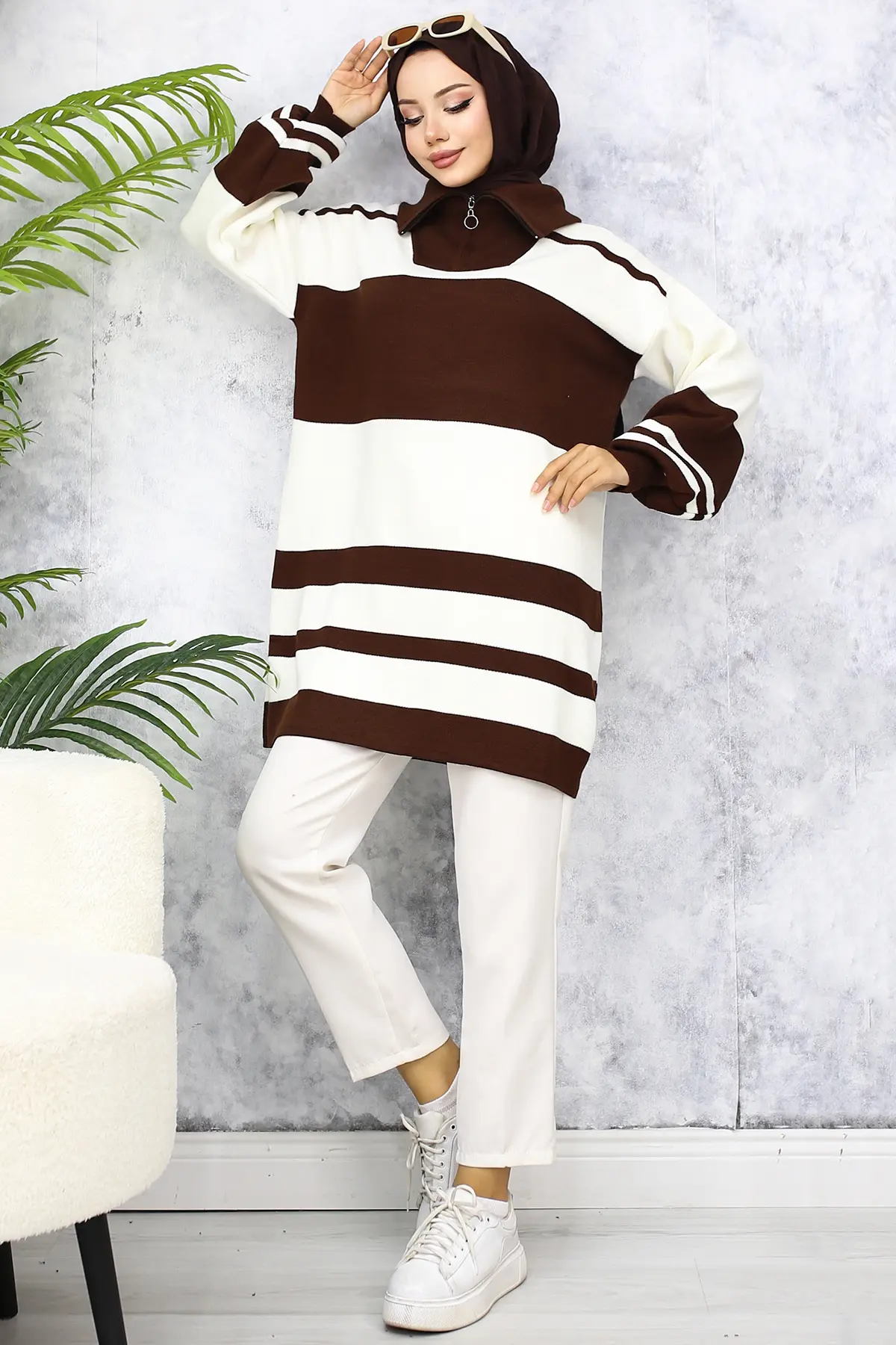 Sweater Tunic With Zipper Neck-detail