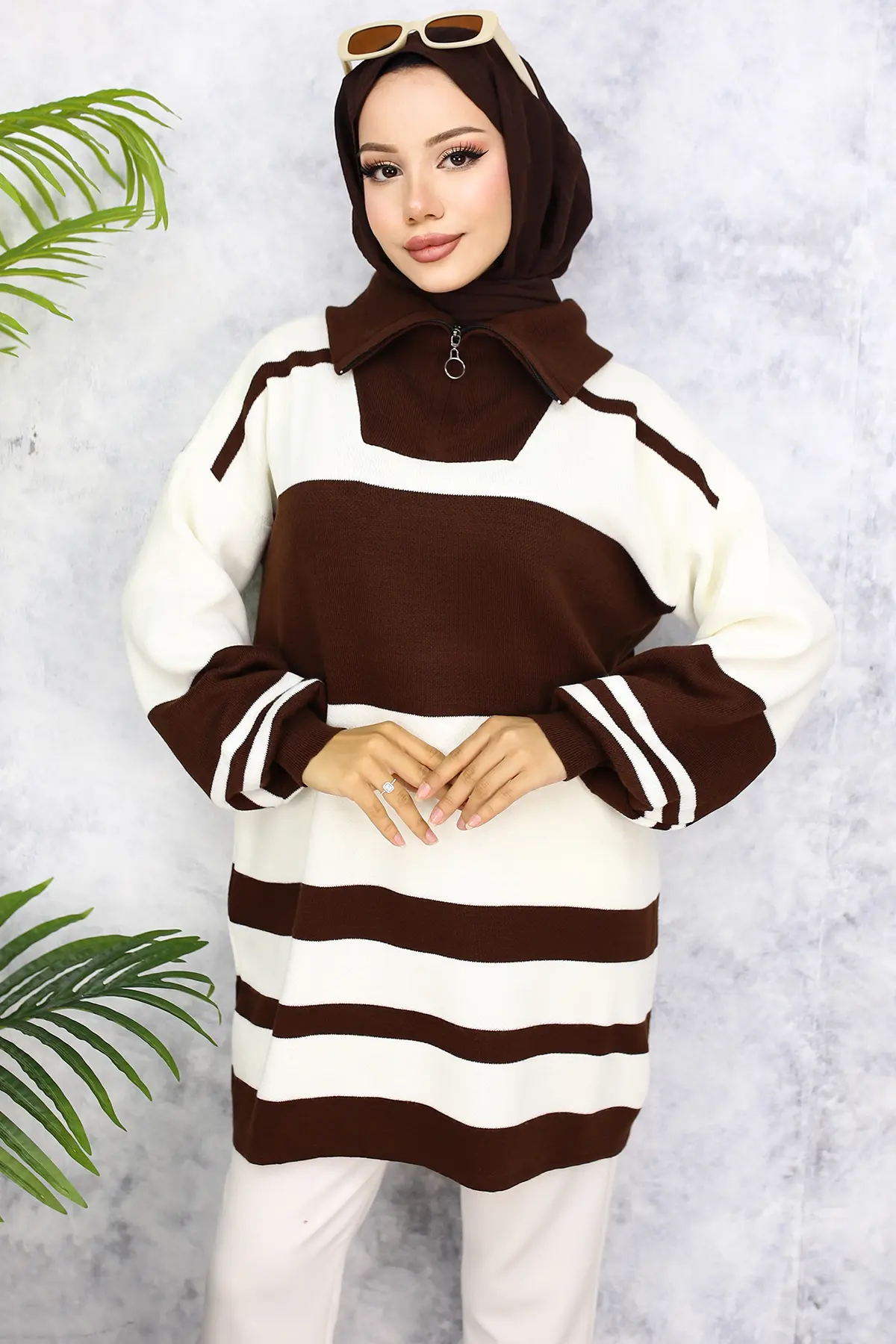 Sweater Tunic With Zipper Neck-detail