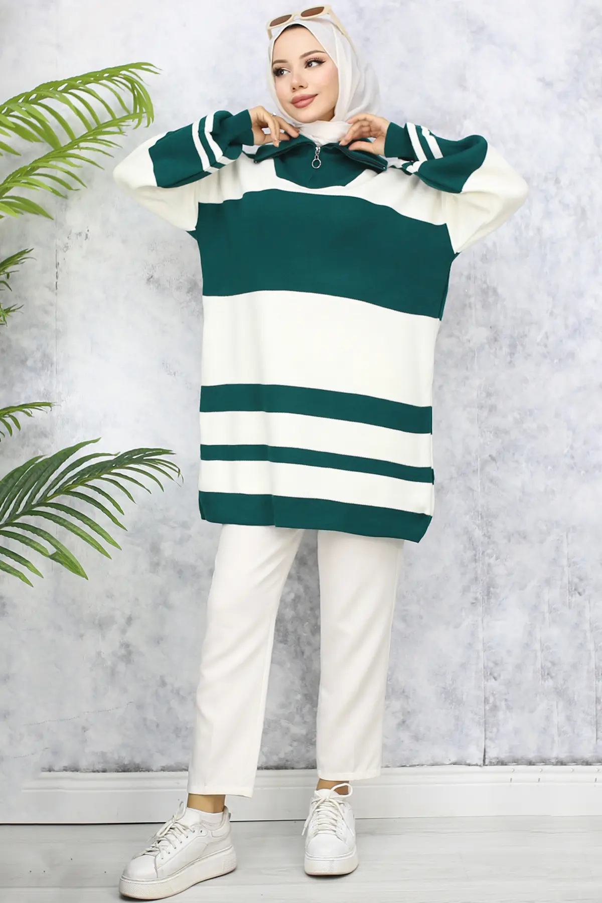 Sweater Tunic With Zipper Neck-detail