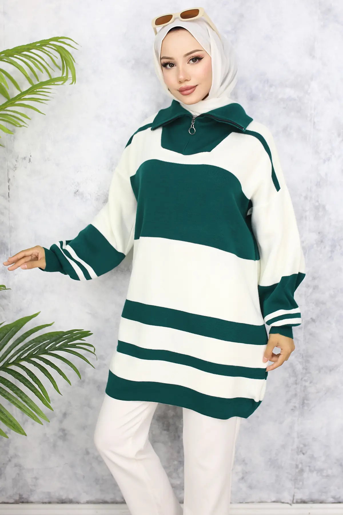 Sweater Tunic With Zipper Neck-detail