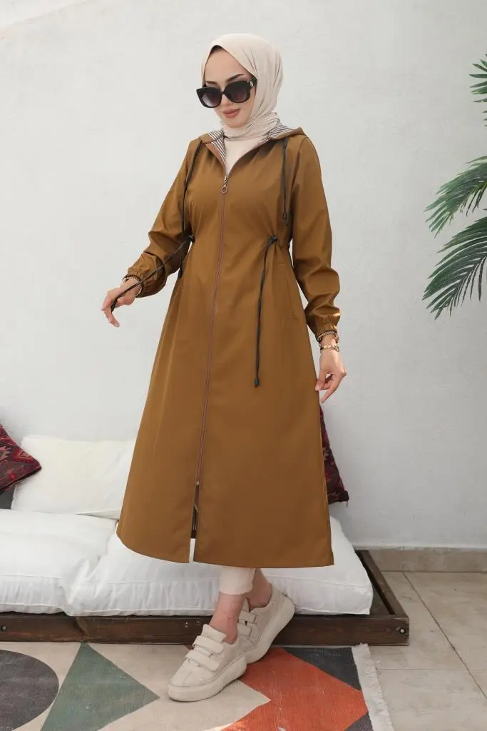 Tan Seasonal Cap-detail