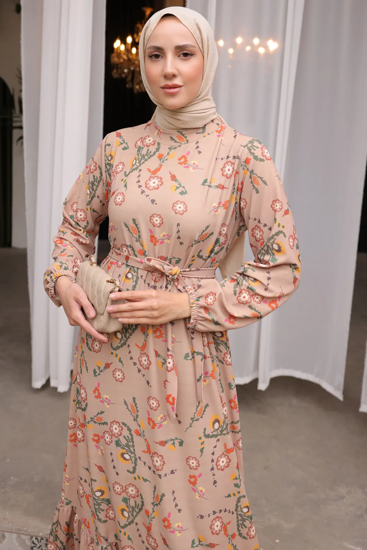 12014 Kolu Lastikli Çiçek Desenli Elbise Bej-detail