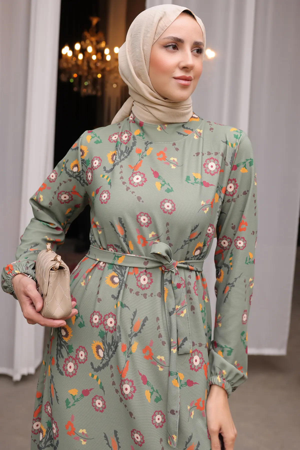 New Floral Patterned Dress-detail