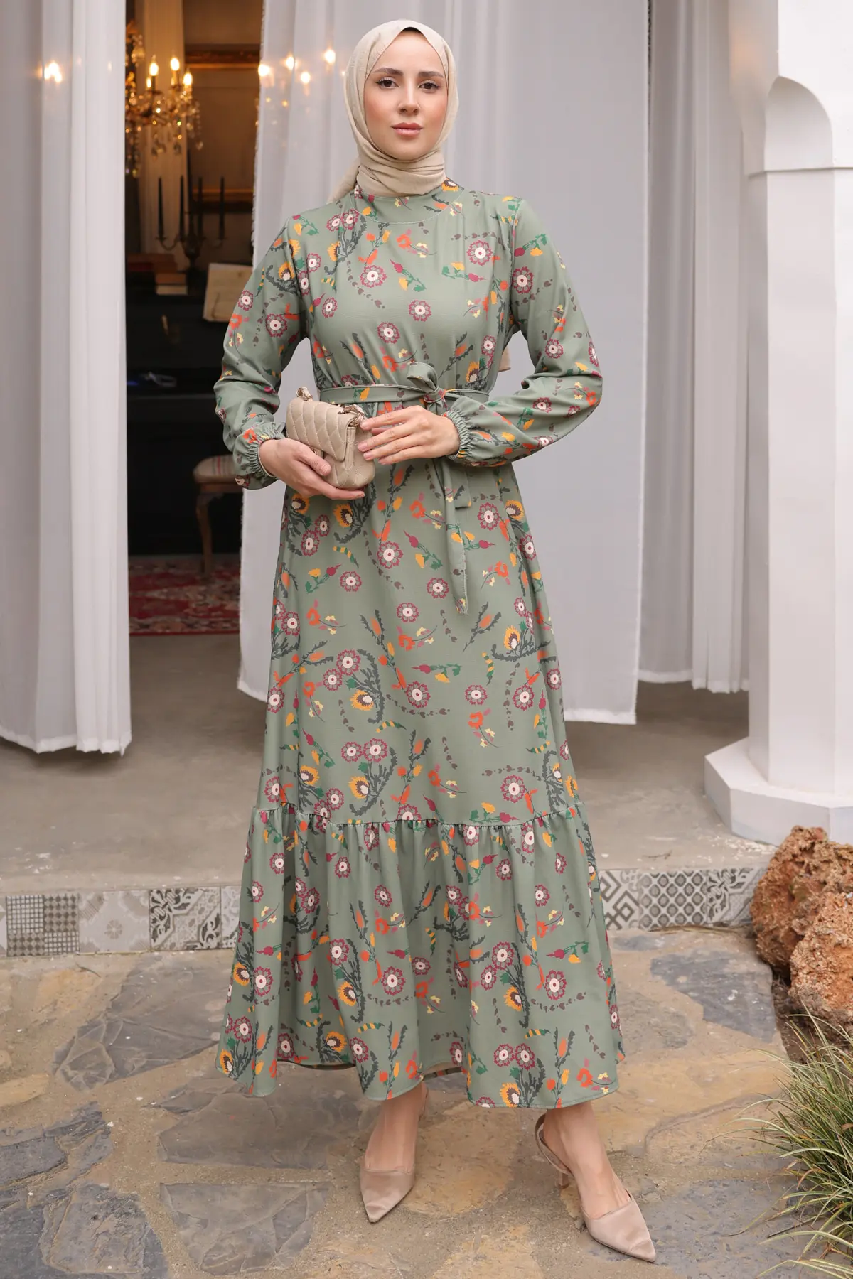 New Floral Patterned Dress-detail