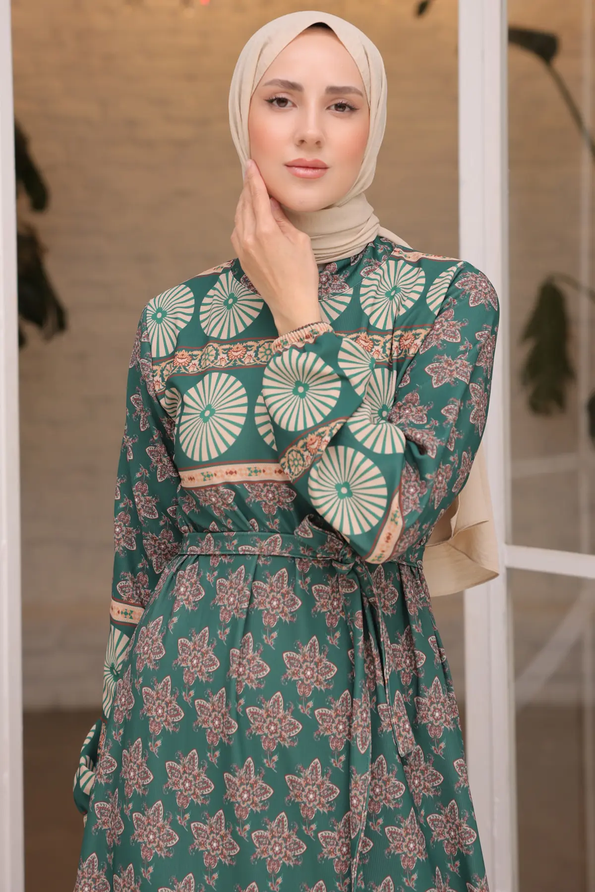 New Floral Patterned Dress-detail