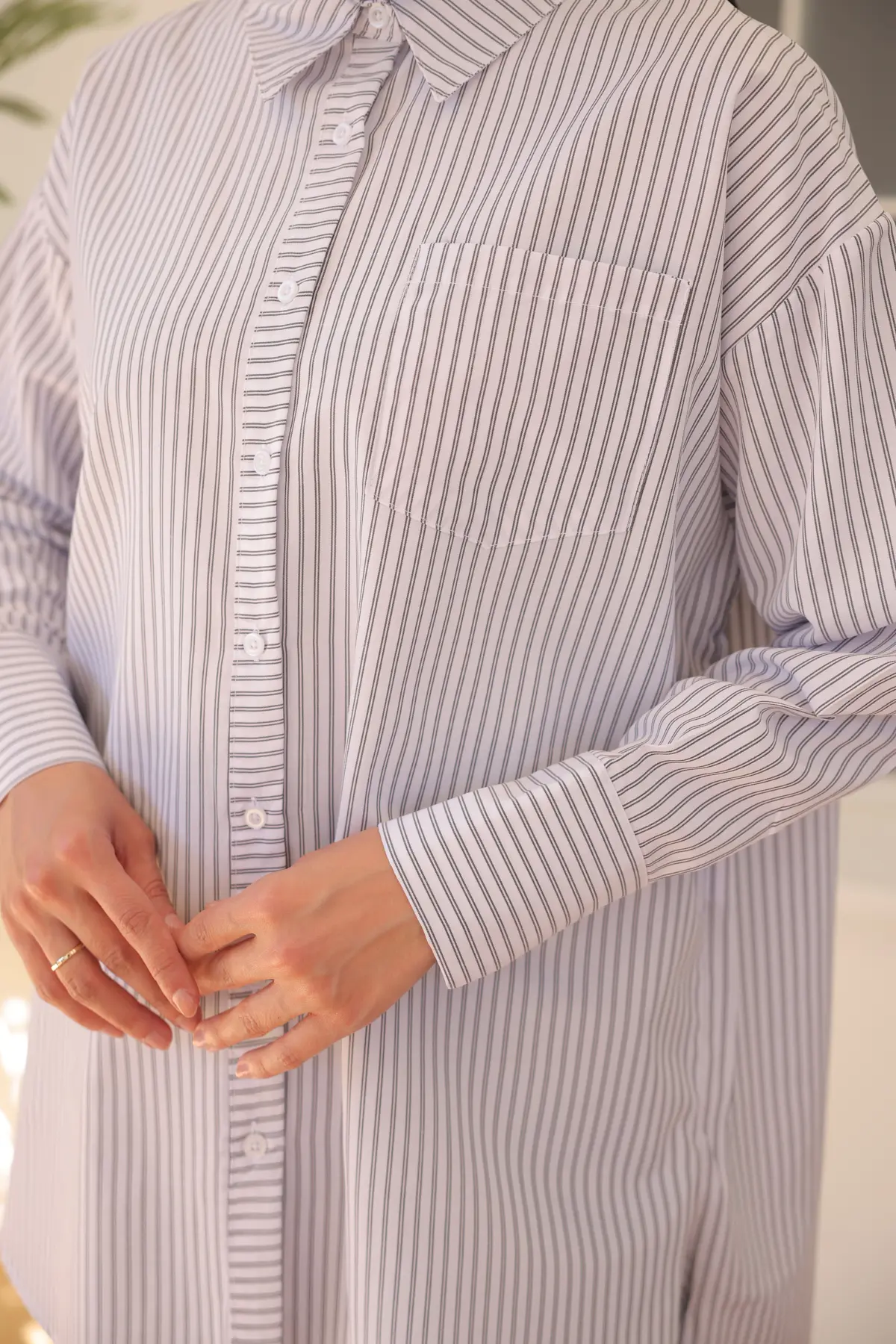 12025 Çizgili Gömlek Beyaz-detail