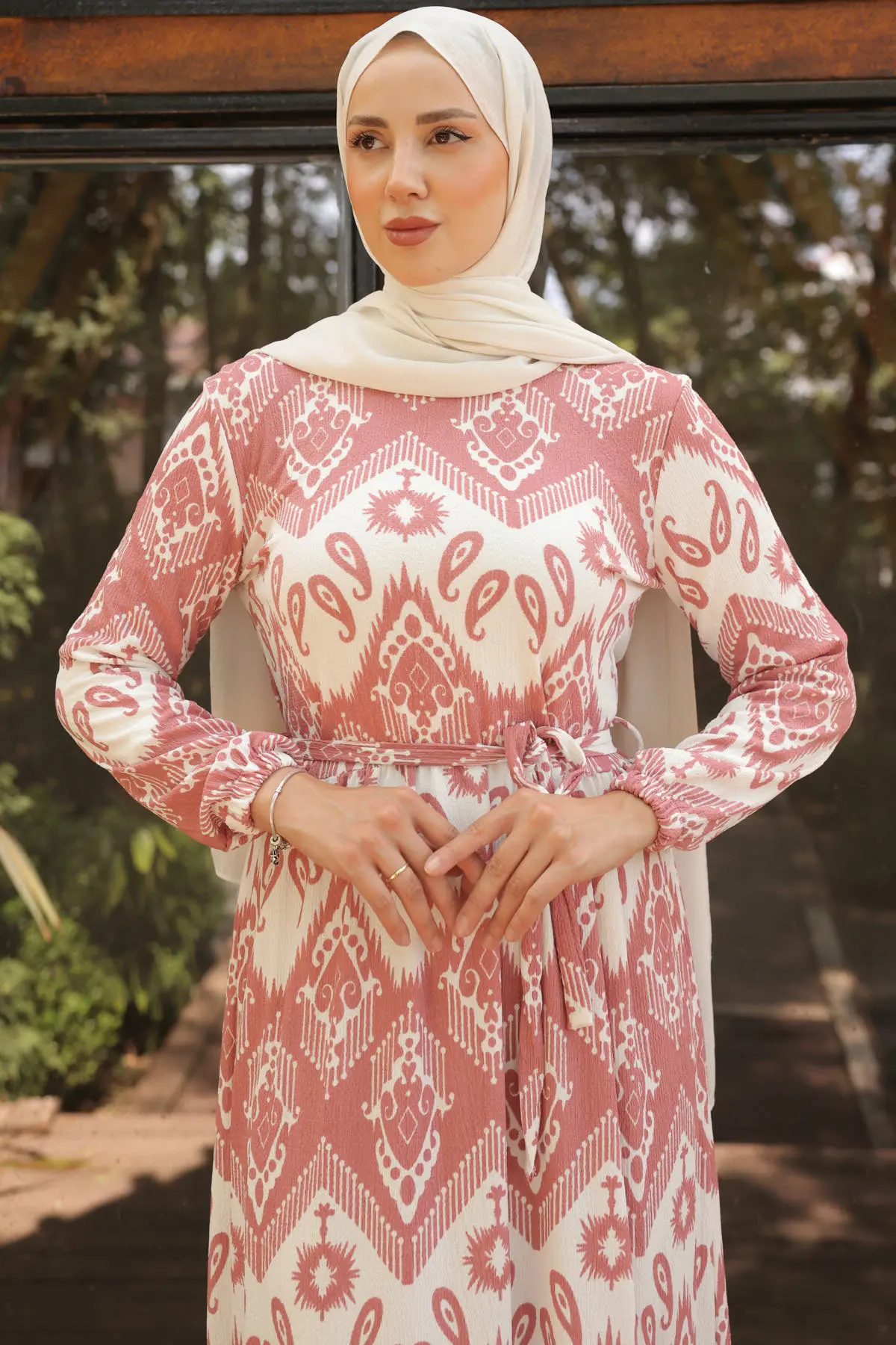 Patterned Hijab Dress-detail