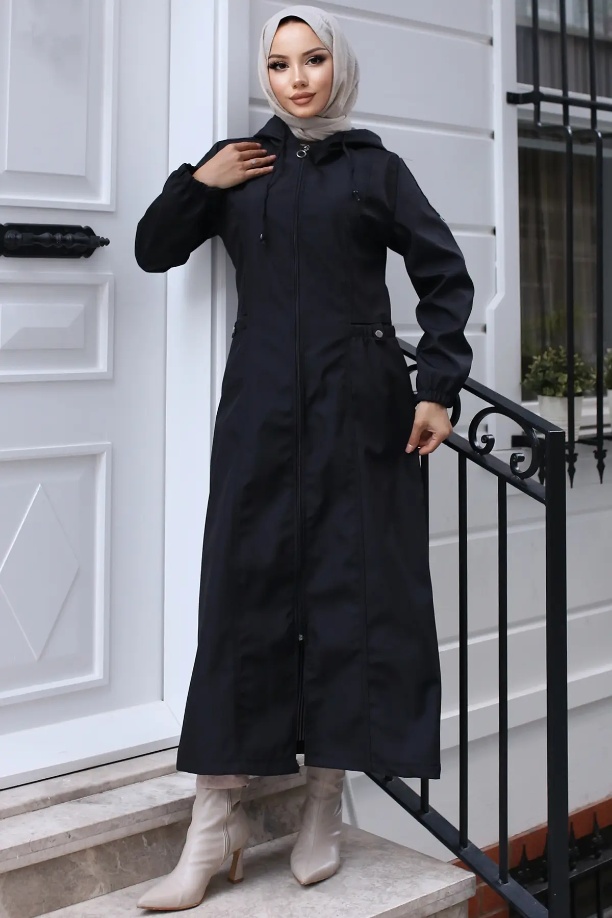 Seasonal Trench Coat-detail