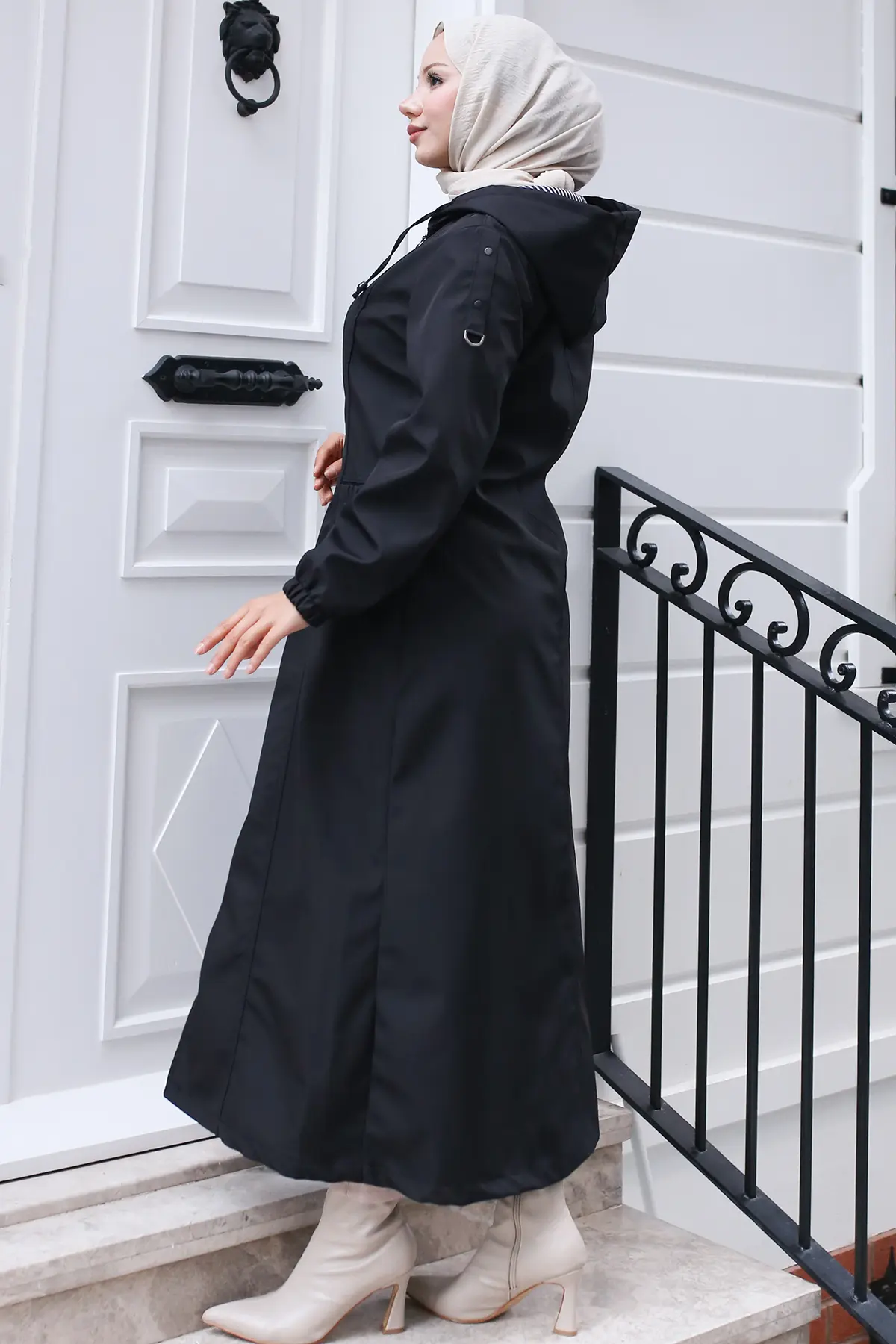 Seasonal Trench Coat-detail