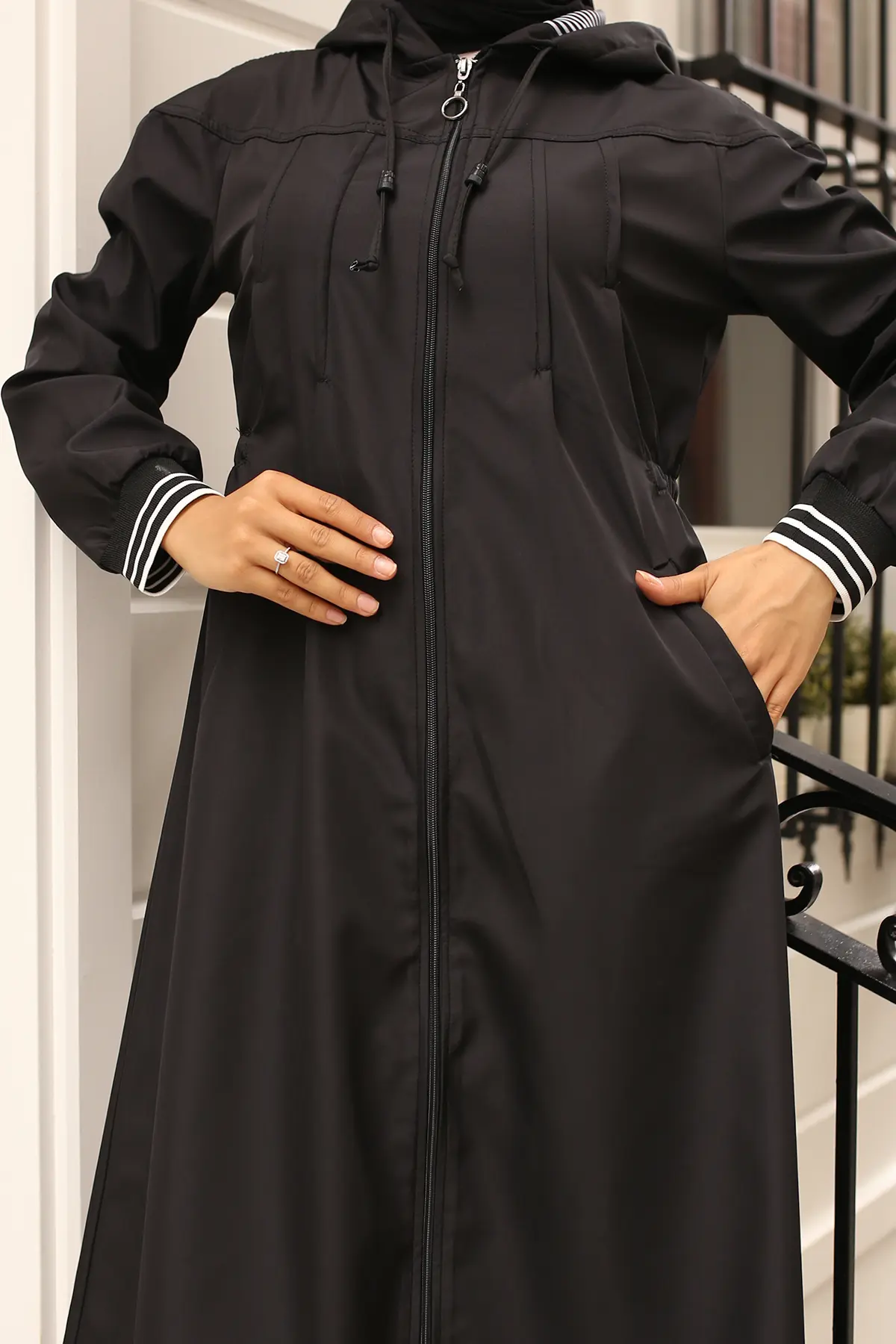 Mevsimlik Kapüşonlu Trençkot-detail