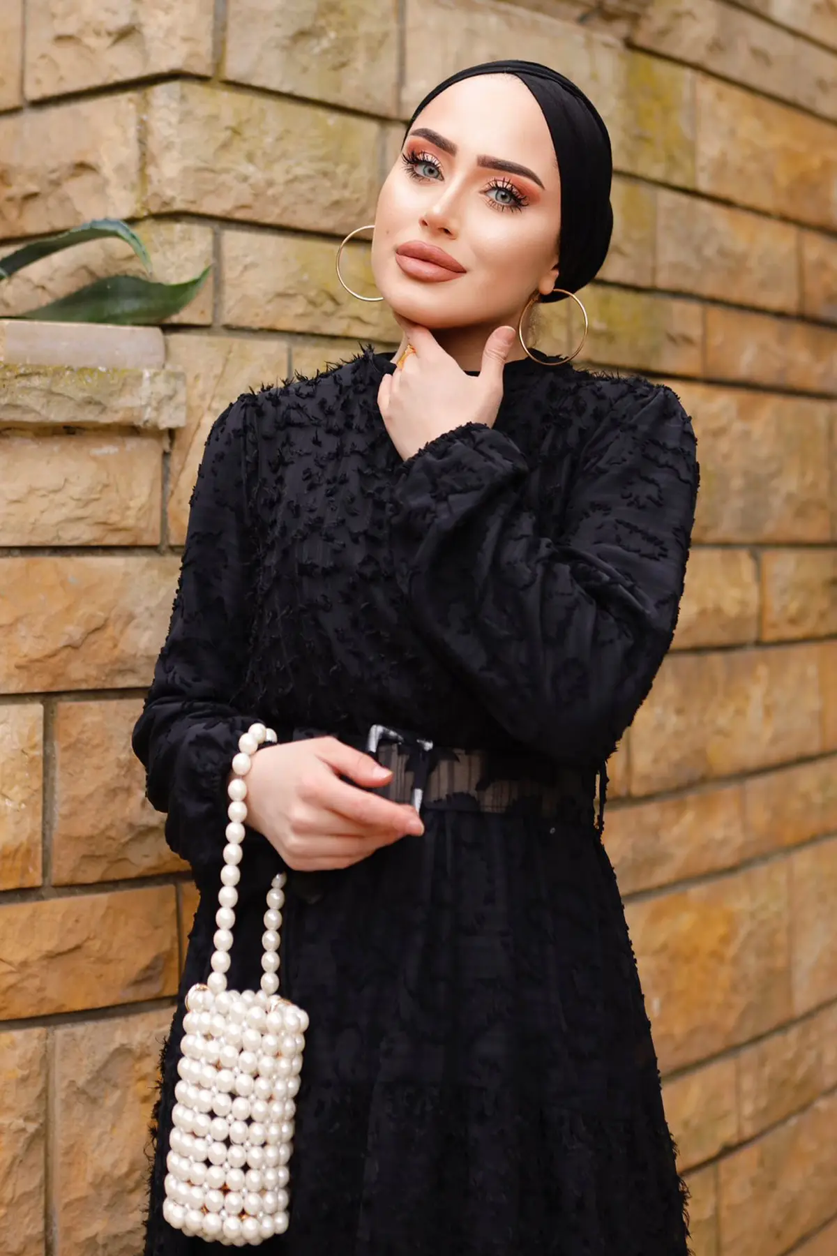 1389-1 Kemerli Kesme Şifon Elbise Siyah-detail