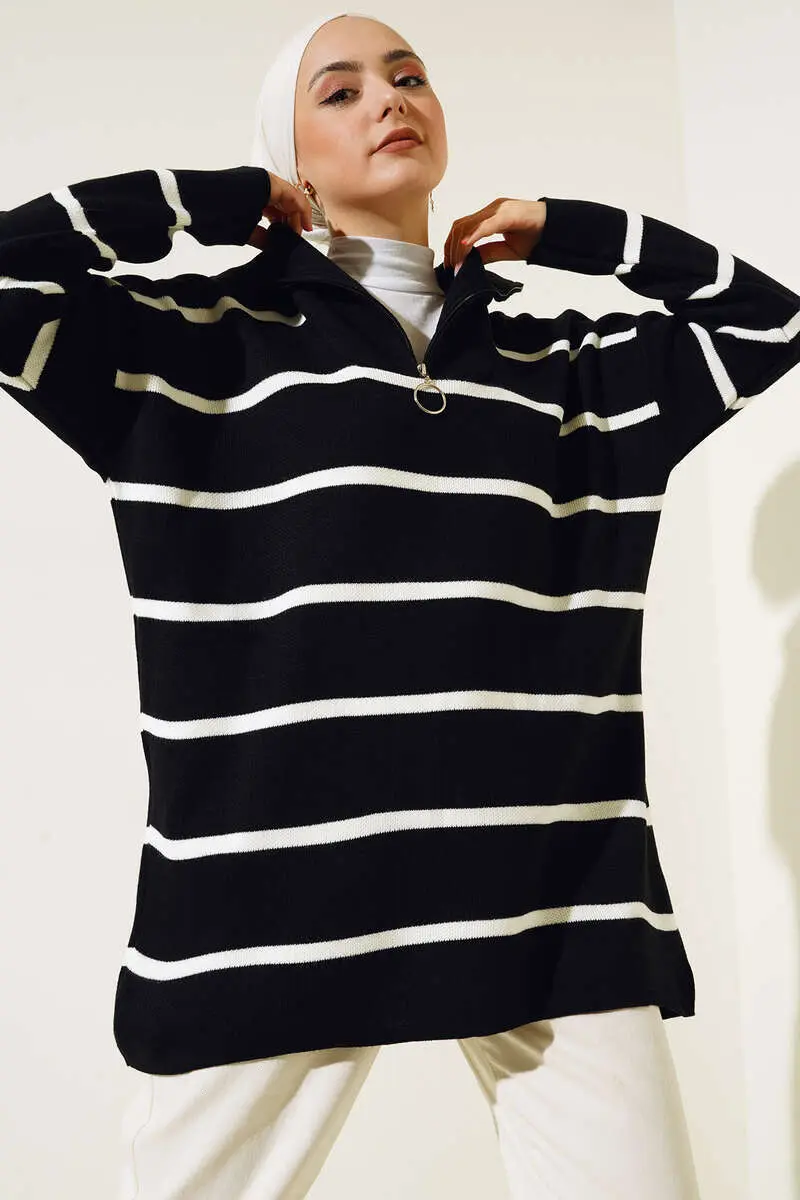2026 Yaka Fermuarlı Çizgili Triko Tunik Siyah-detail