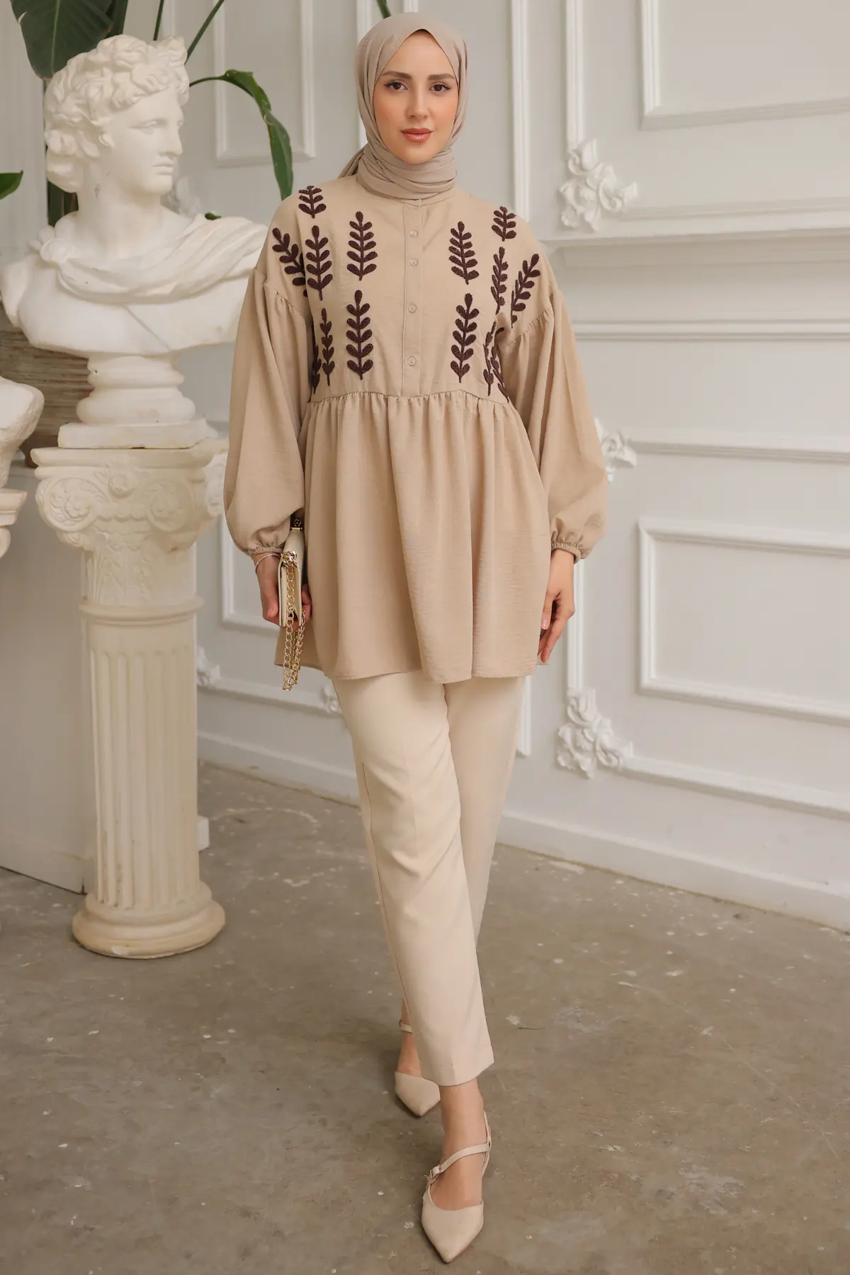 Leaf Patterned Tunic-detail