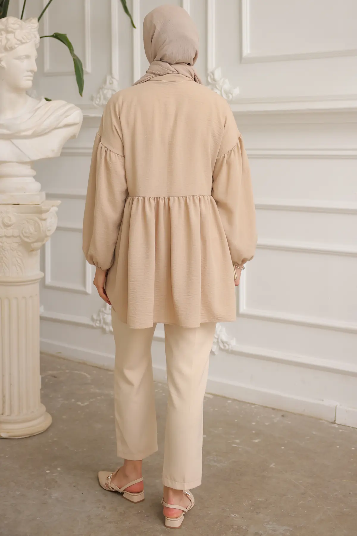 Leaf Patterned Tunic-detail