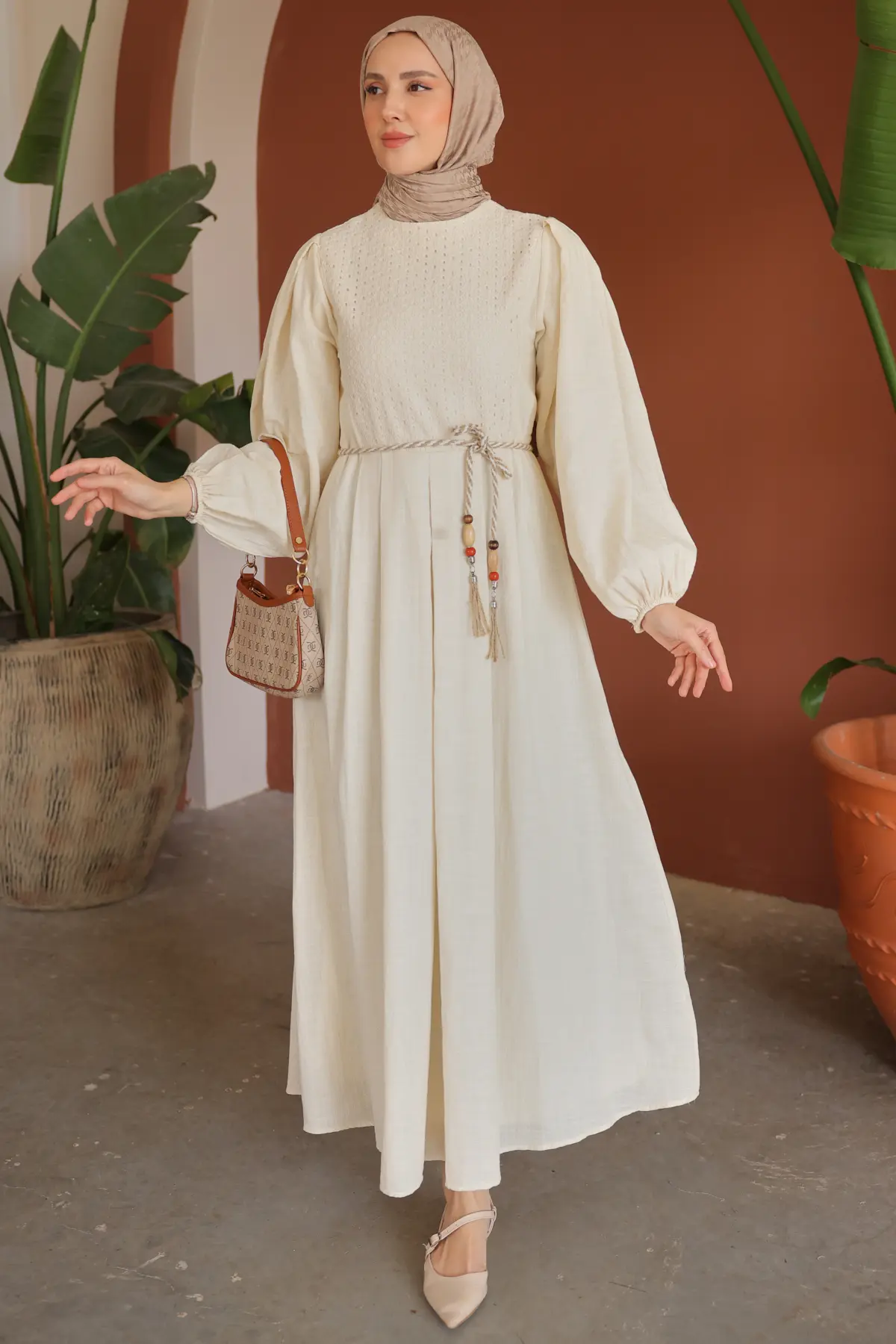 2053 Keten Elbise Bej-detail