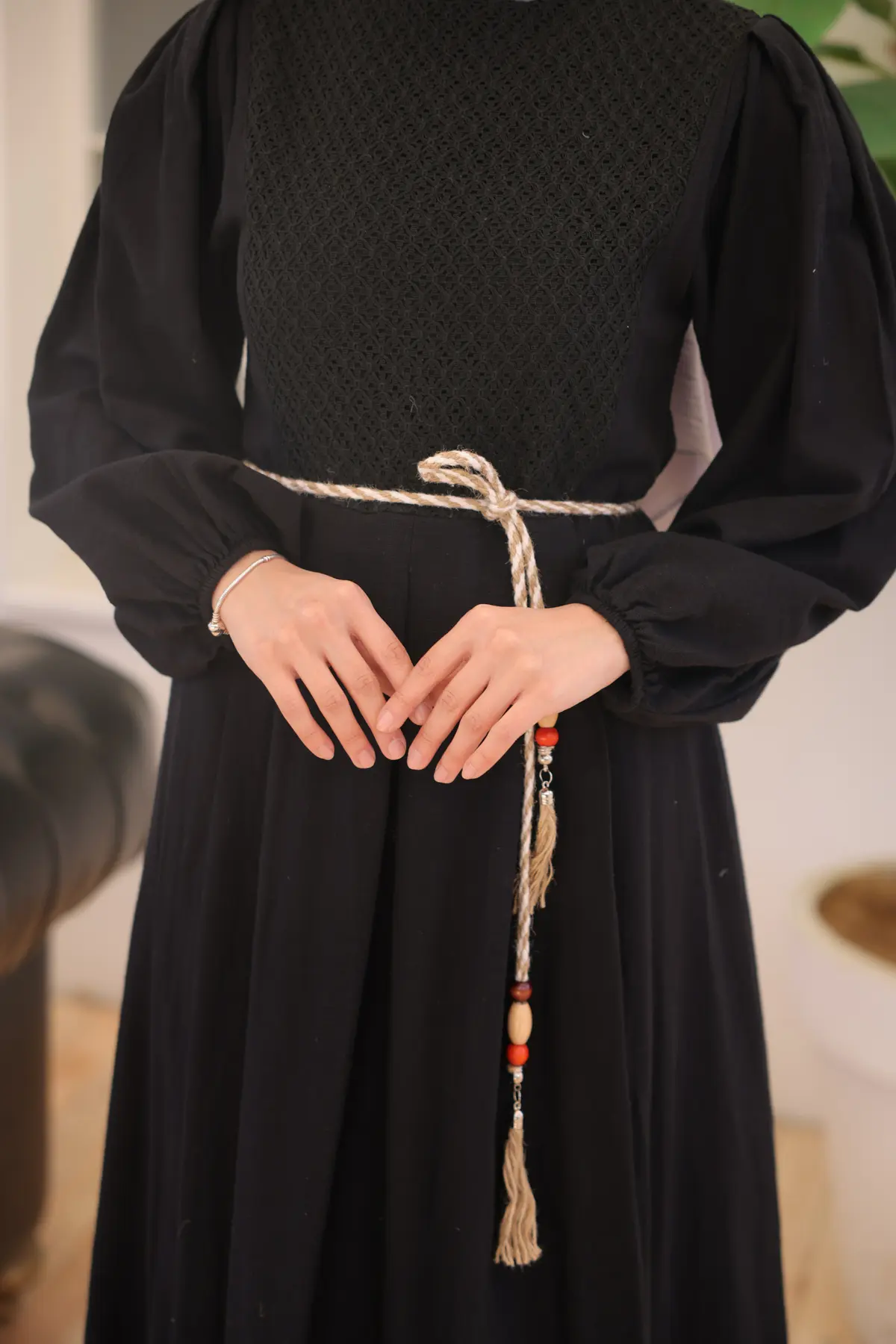 2054 Hasır Kemerli Keten Elbise Siyah-detail