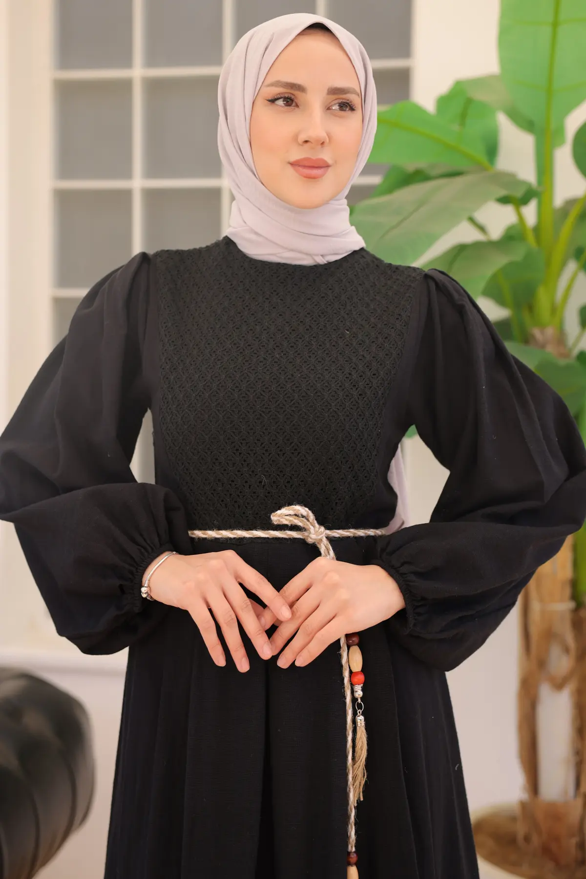 2054 Hasır Kemerli Keten Elbise Siyah-detail