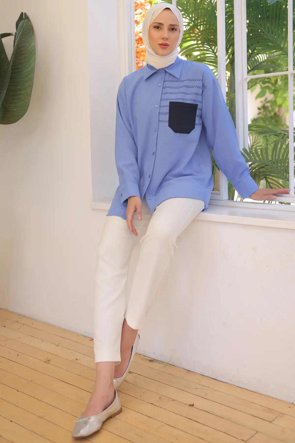 2061 Nakış Detaylı Cepli Gömlek Koyu Mavi-detail